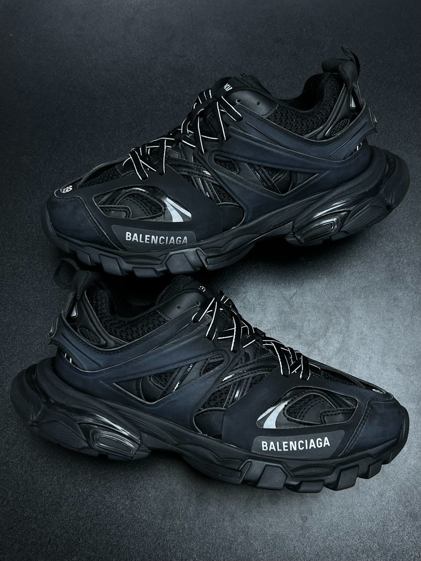 Balenciaga Balenciaga Black Lowtop Sneakers 6 Men Size US 6 / EU 39 - 5 Thumbnail