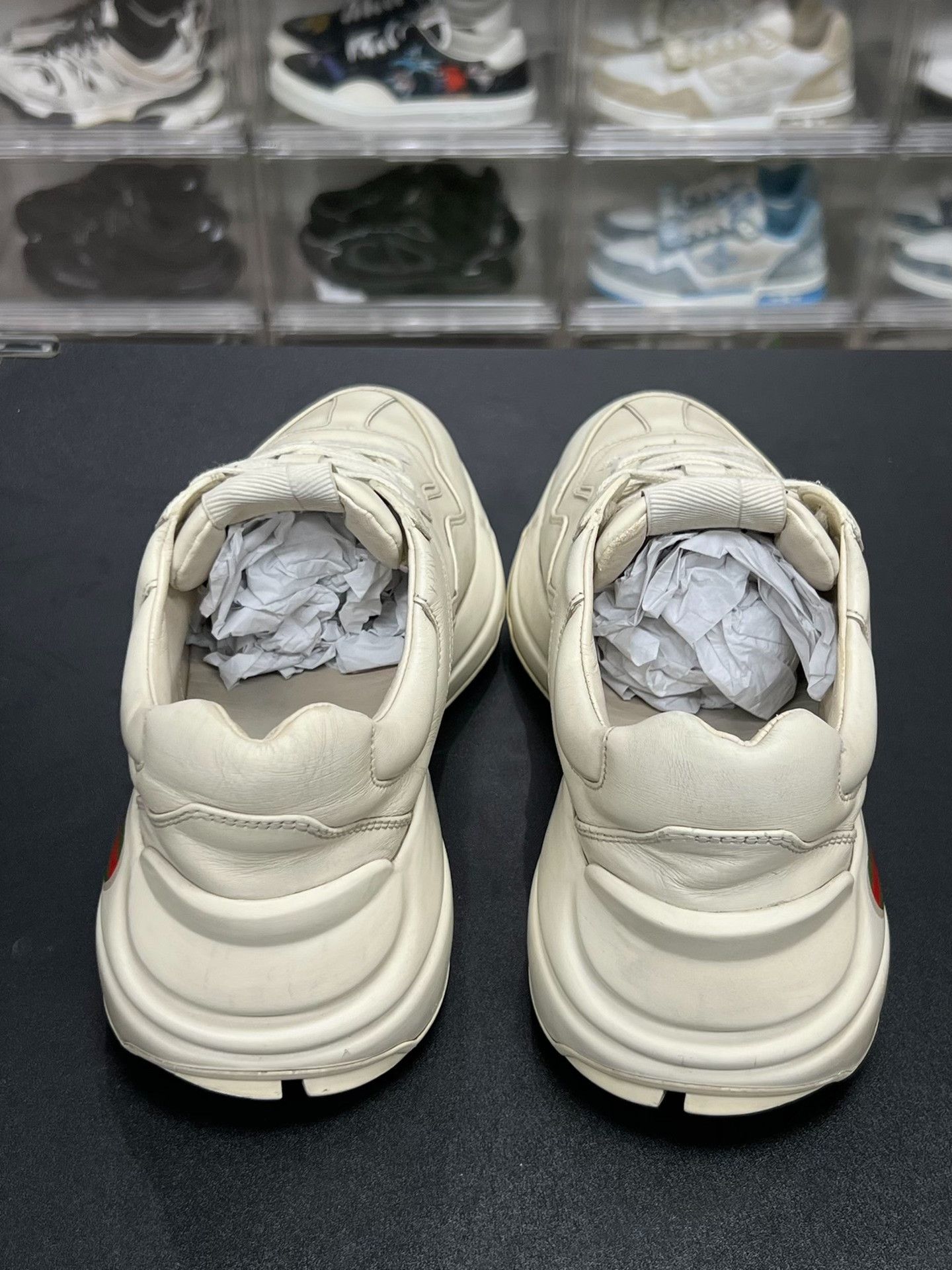 Gucci Gucci Retro White Lowtop Sneakers us_7 Women Size US 7 / IT 37 - 7 Thumbnail