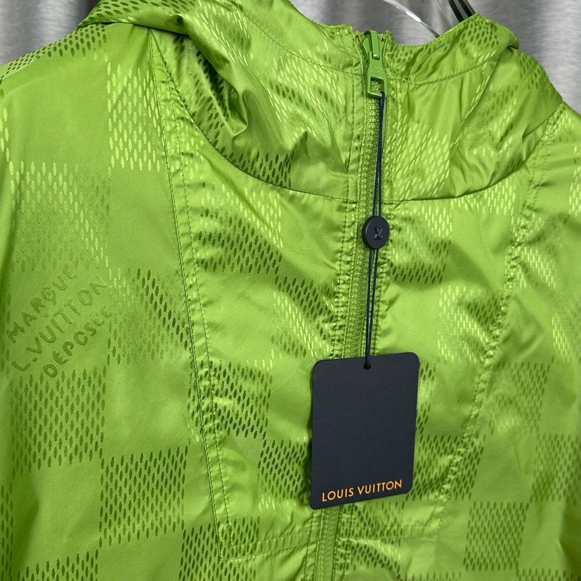Louis Vuitton Louis Vuitton Green Damier Hooded Jacket M Size US M / EU 48-50 / 2 - 4 Thumbnail