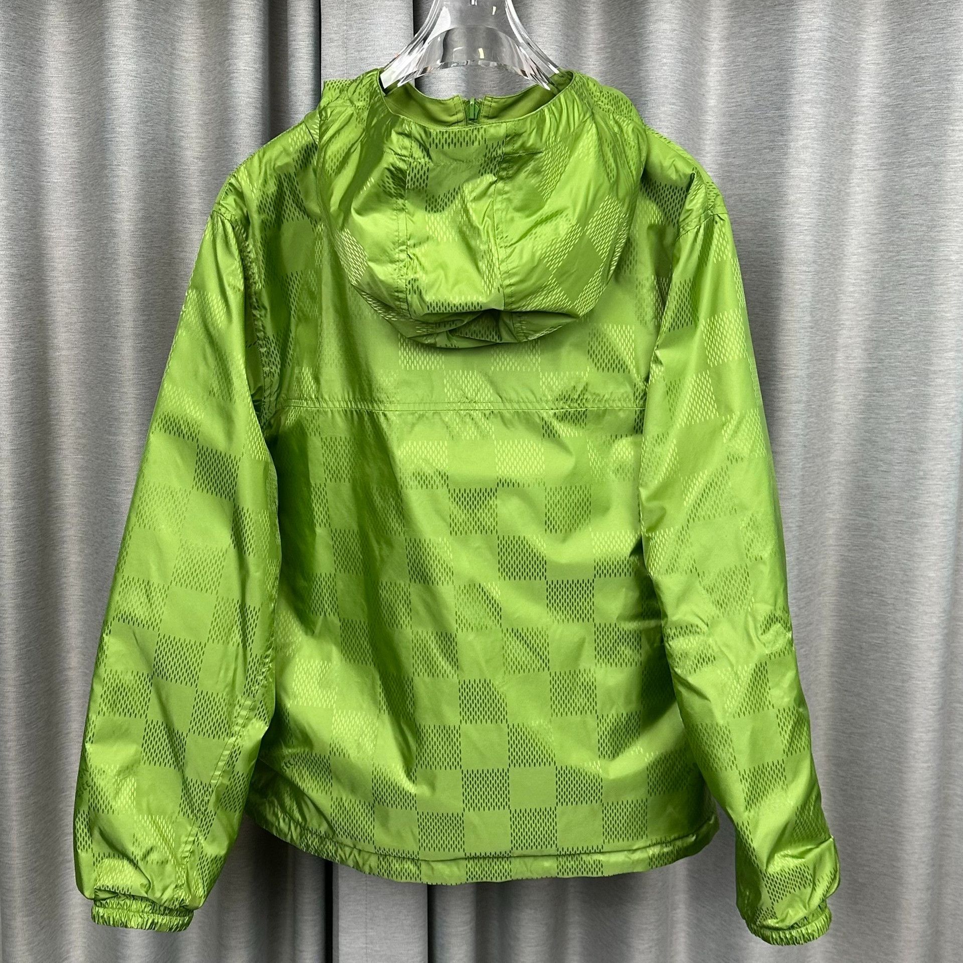 Louis Vuitton Louis Vuitton Green Damier Hooded Jacket M Size US M / EU 48-50 / 2 - 3 Thumbnail