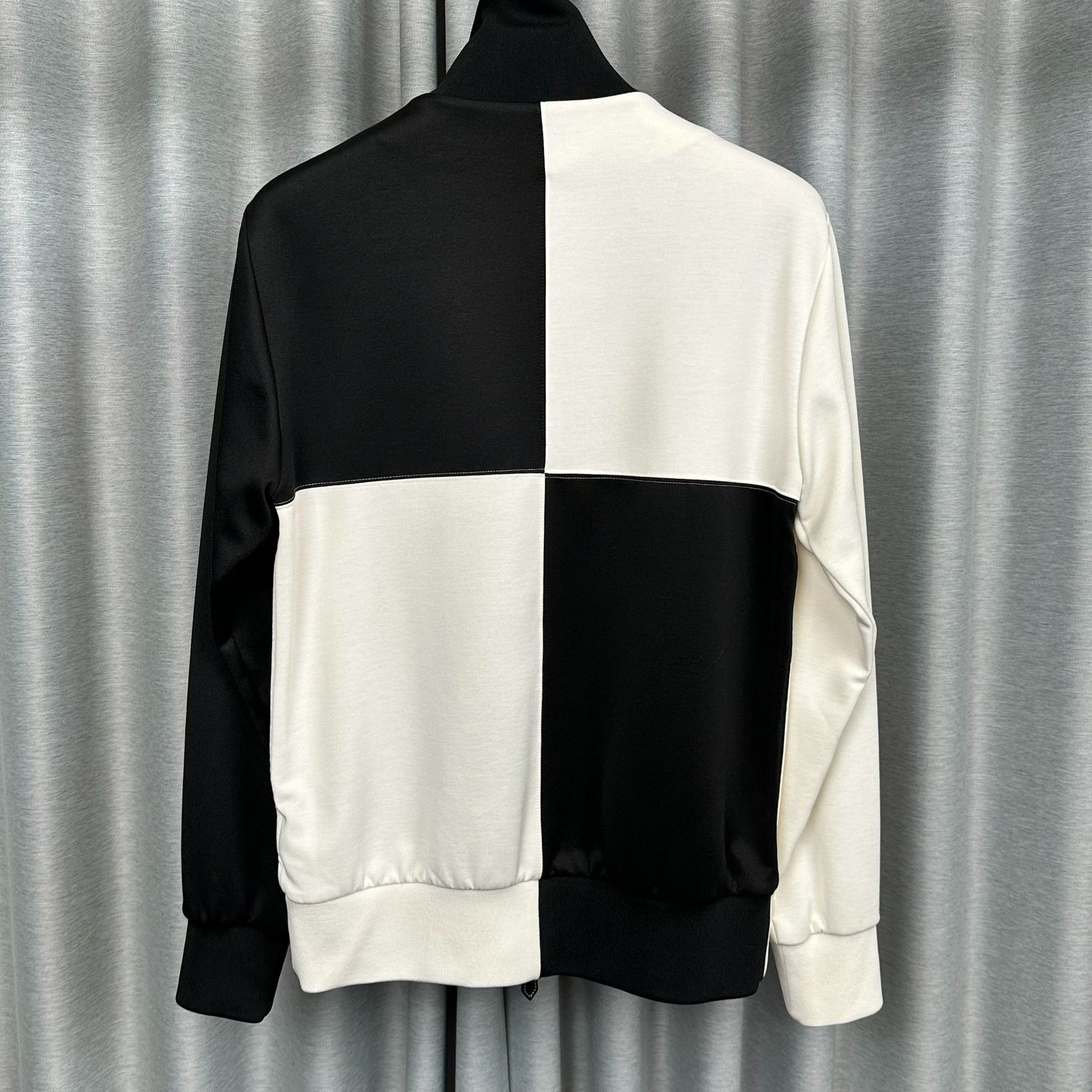 Burberry Burberry Colorblock TB Logo Zip Jacket Size S Size US S / EU 44-46 / 1 - 3 Thumbnail
