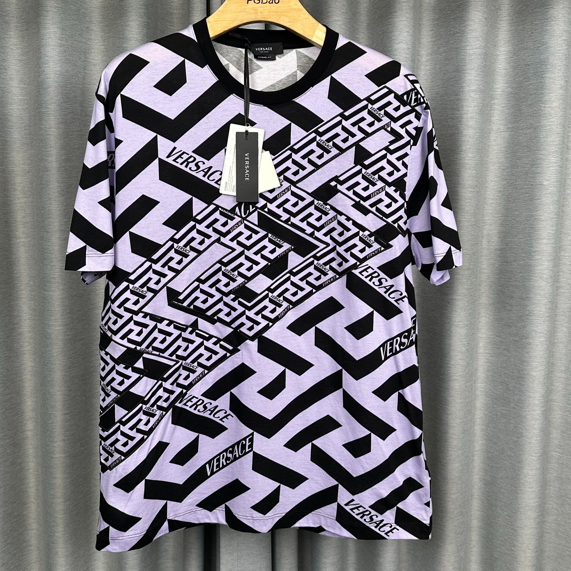 Versace Versace Greca Pattern All-Over Print T-Shirt L Size US L / EU 52-54 / 3 - 2 Thumbnail