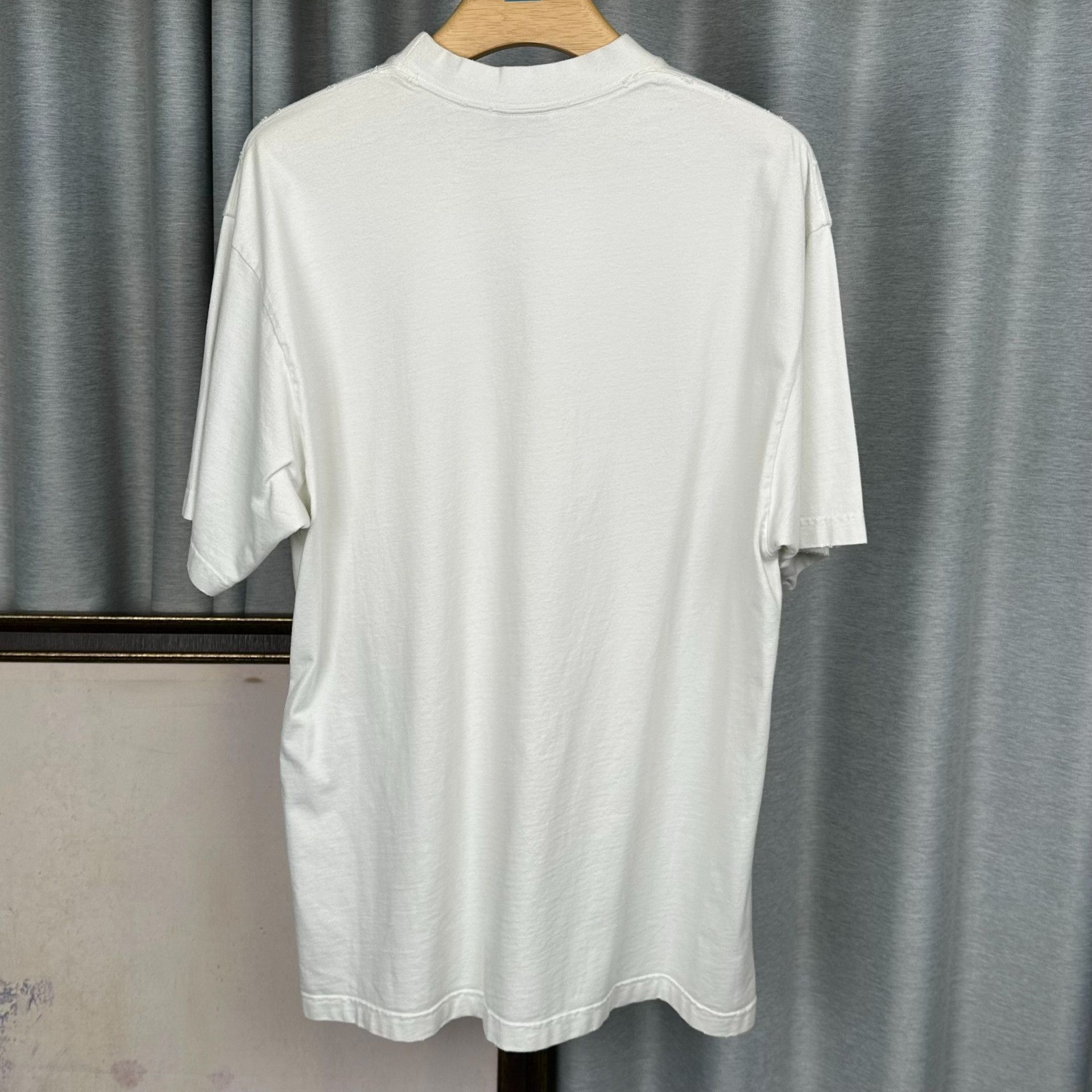Balenciaga Balenciaga EST. 1917 Crest T-Shirt Size XS Size US XS / EU 42 / 0 - 3 Thumbnail