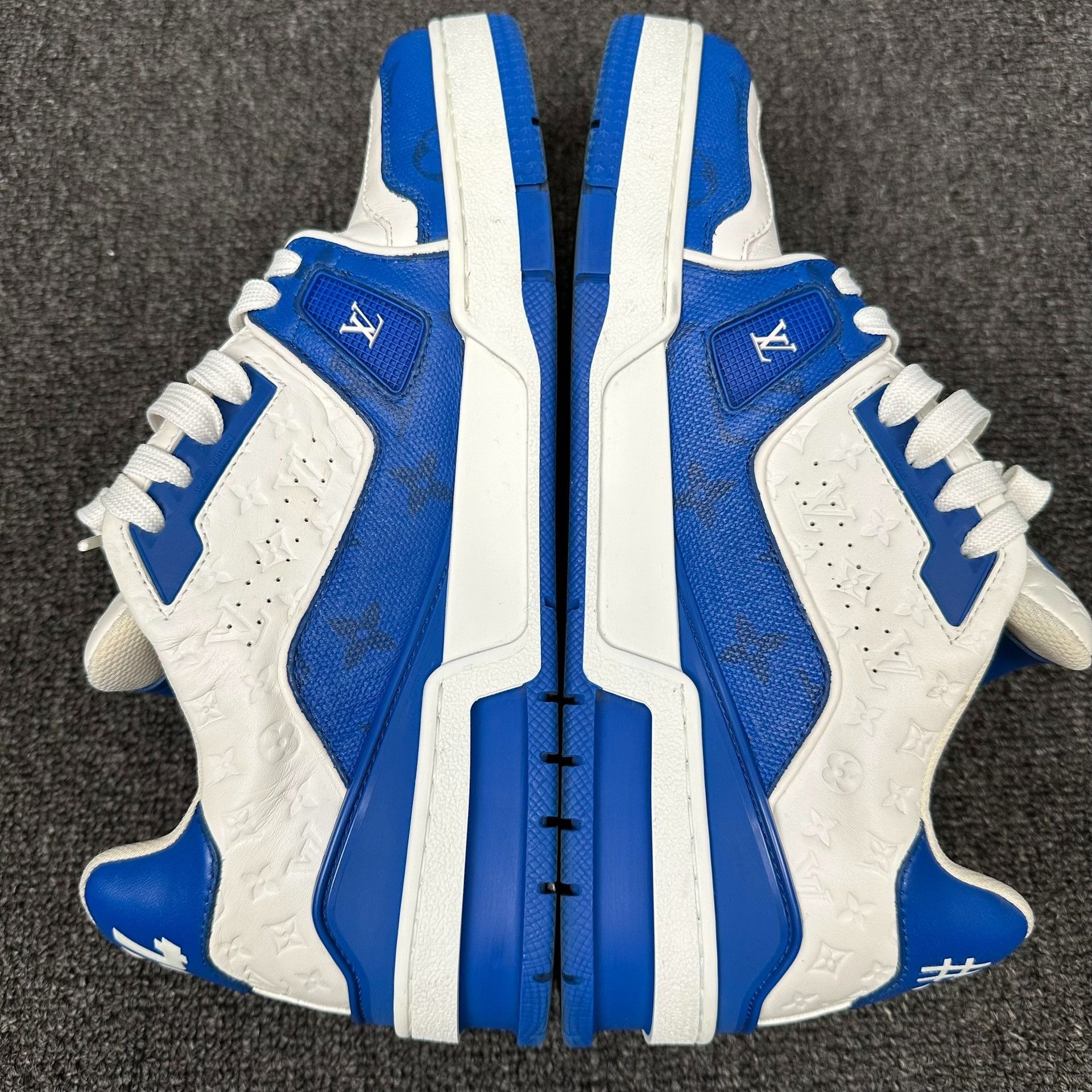 Louis Vuitton Louis Vuitton Blue Monogram Leather LV Trainer Sneakers 6.5 Size US 6.5 / EU 39-40 - 4 Thumbnail