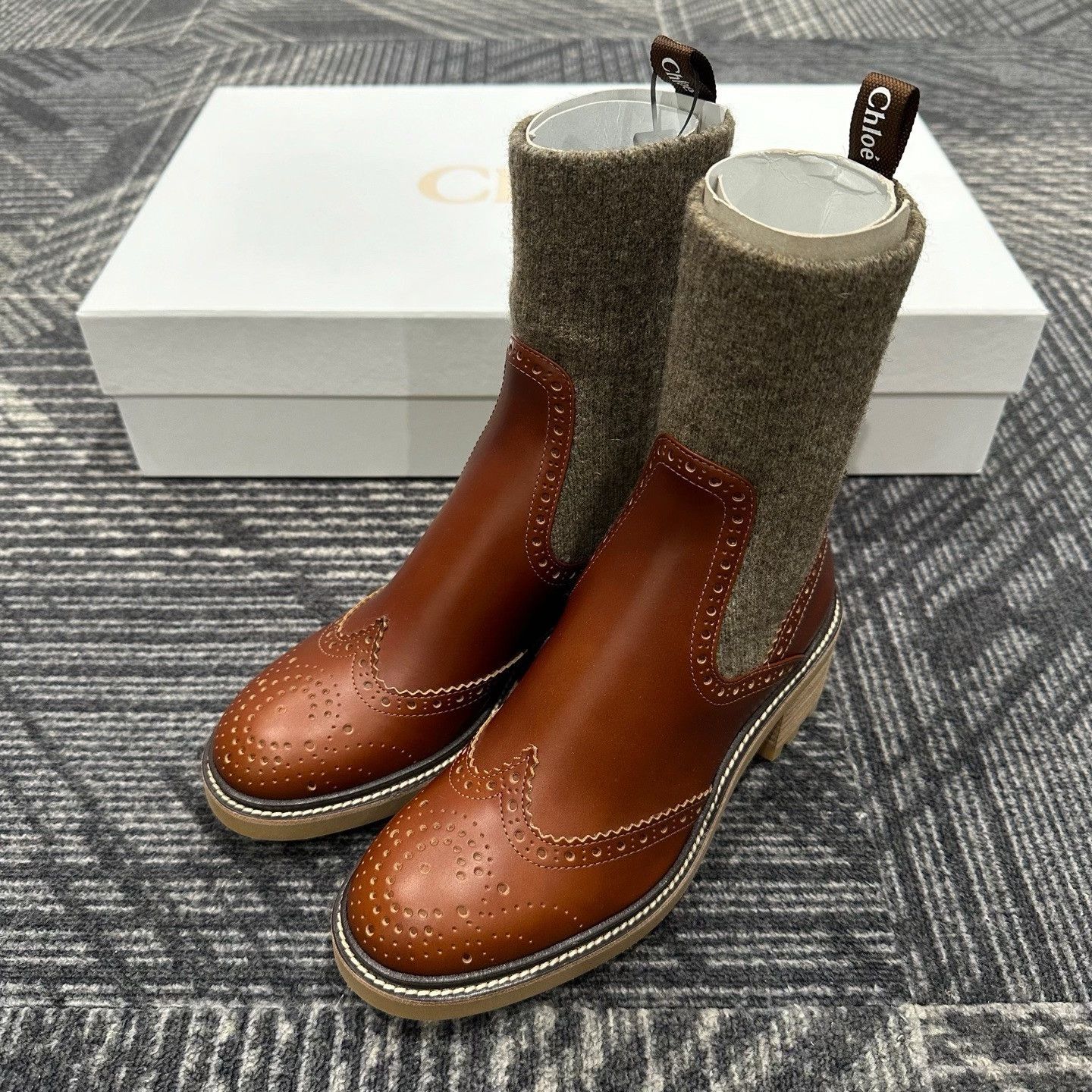 Chloe Chloe Leather Brogue Sock Boots Size 35 Size US 5 / IT 35 - 2 Thumbnail