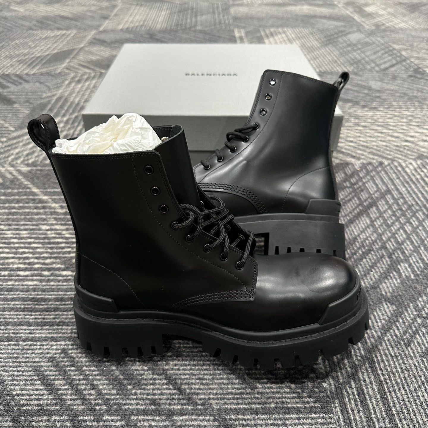 Balenciaga Balenciaga Strike Leather Combat Boots 38 Size US 5.5 / EU 38 - 6 Thumbnail