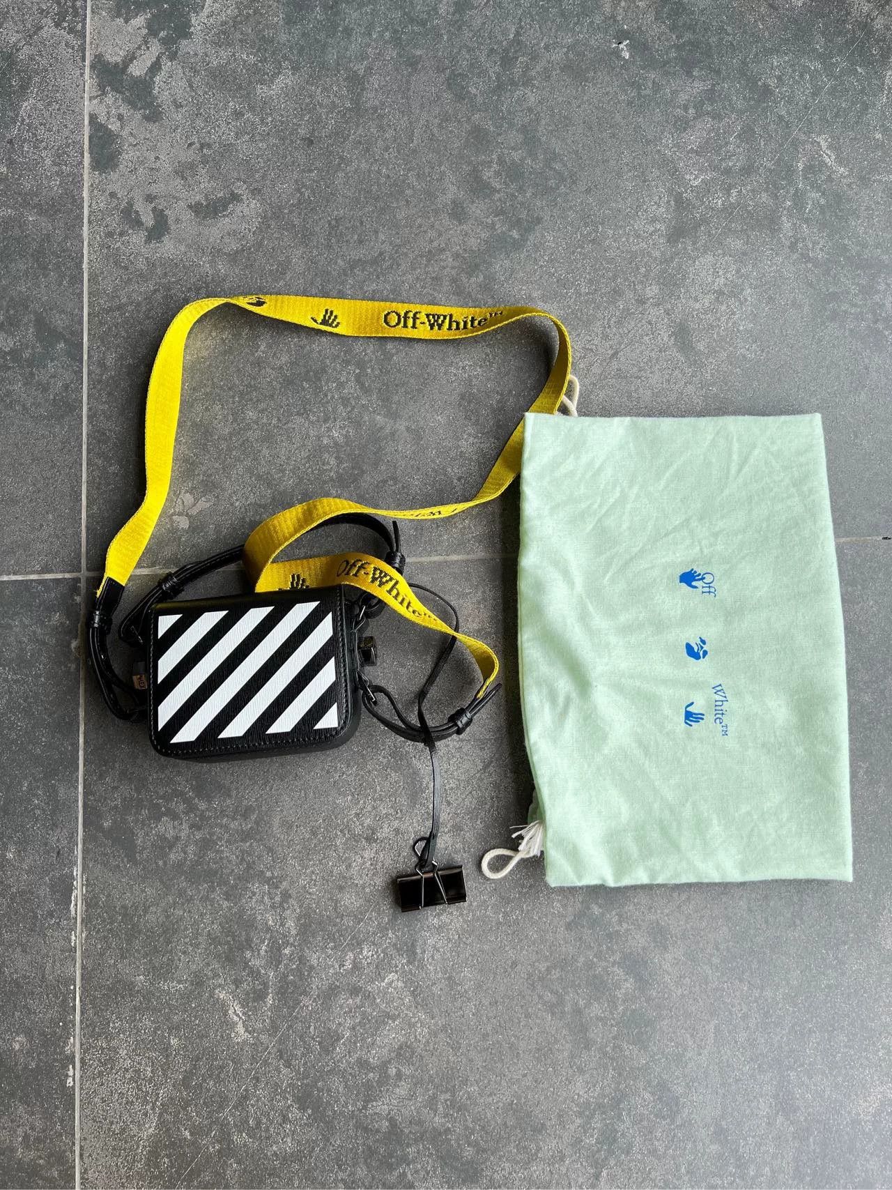 Off-White Off-White Diagonal Stripe Binder Clip Bag ONE SIZE Size ONE SIZE - 8 Thumbnail