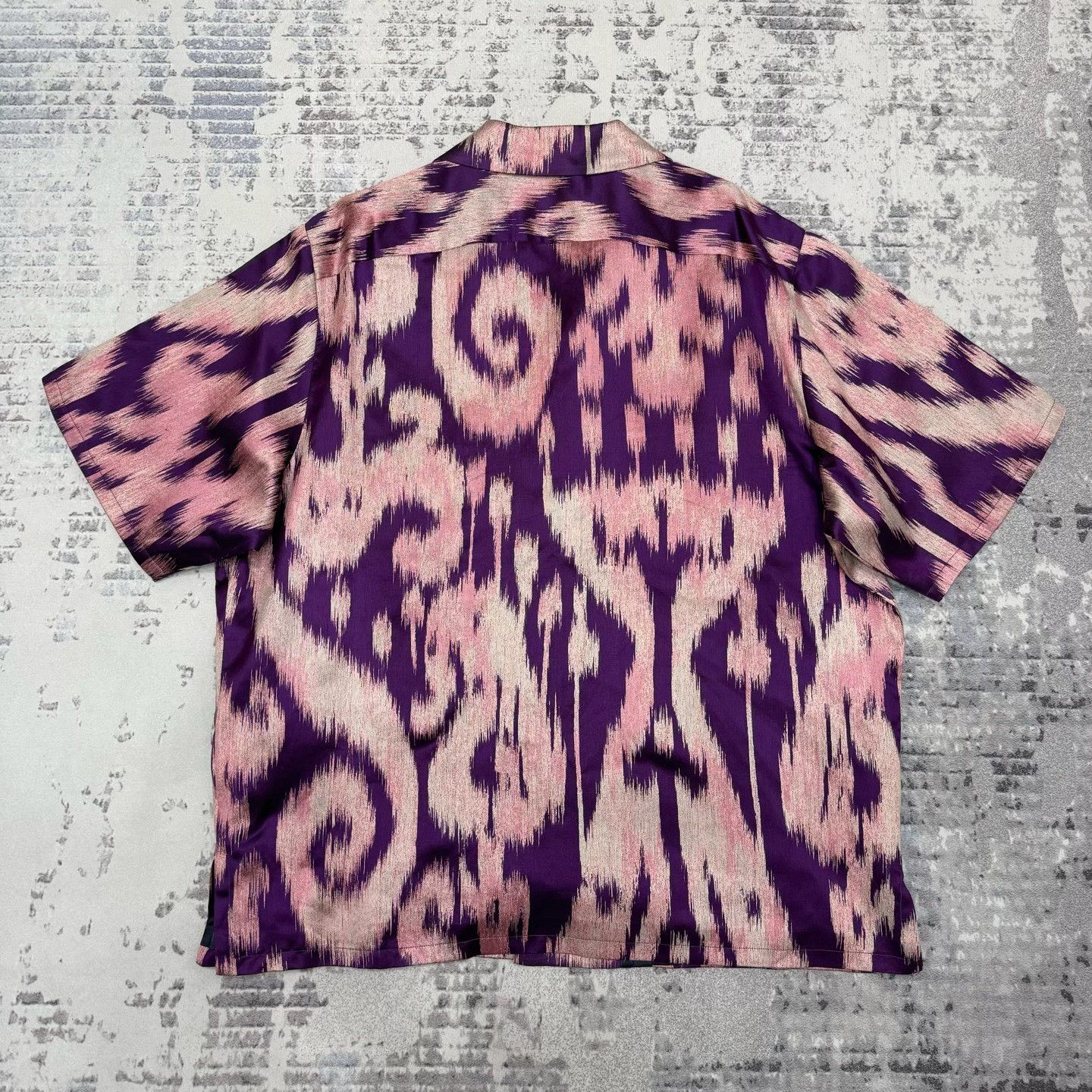 Gucci Gucci Silk Blend Ikat Short Sleeve Shirt EU 46 Size US S / EU 44-46 / 1 - 3 Thumbnail