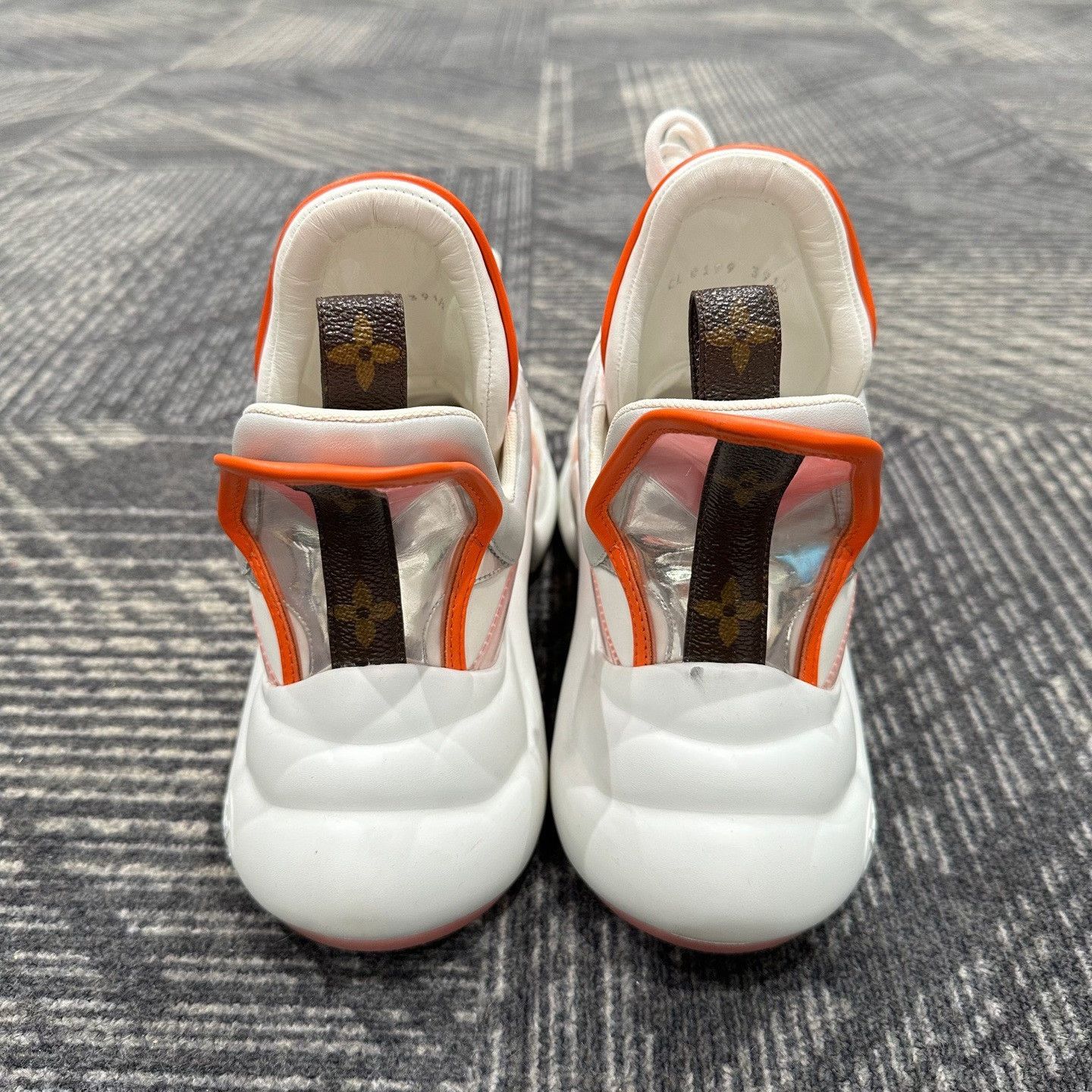Louis Vuitton Louis Vuitton Archlight Orange White Sneakers 39.5 Size US 6.5 / EU 39-40 - 4 Thumbnail