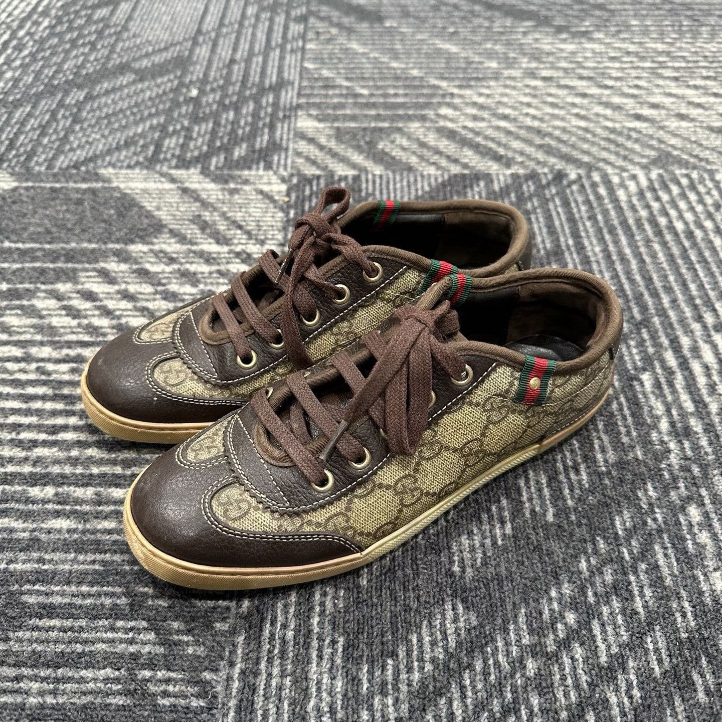 Gucci Gucci Monogram Canvas Low-Top Sneakers 34.5 Size US 4.5 / IT 34.5 - 2 Thumbnail