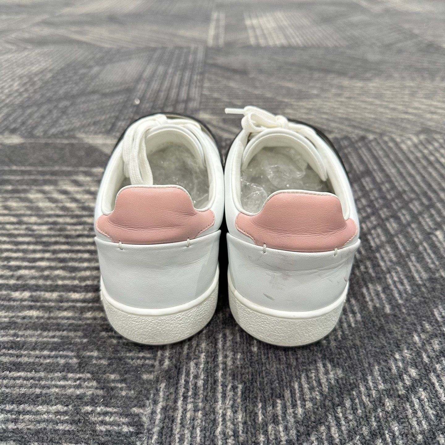 Louis Vuitton Louis Vuitton Monogram Velcro Low Top Sneakers 36.5 Size US 6.5 / IT 36.5 - 3 Thumbnail
