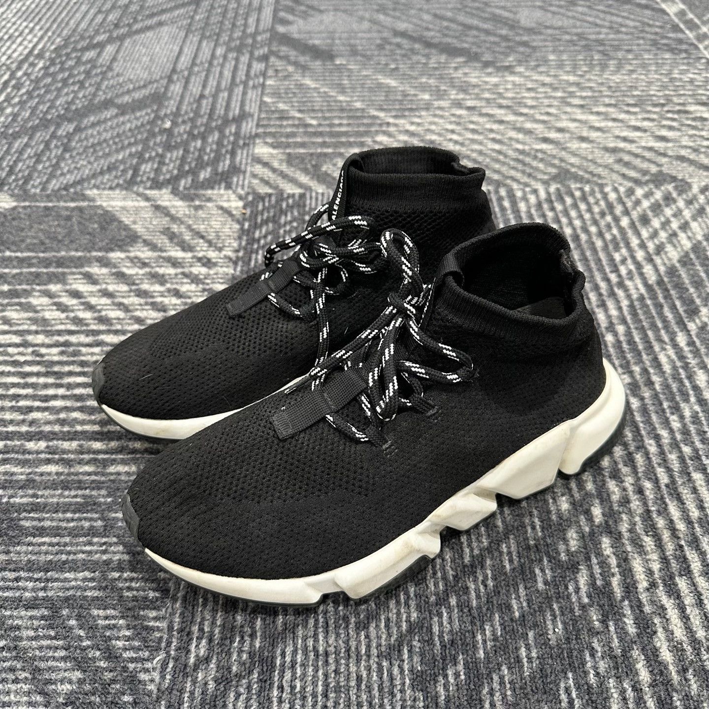 Balenciaga Balenciaga Black Sock Sneakers 40 Size US 7 / EU 40 - 2 Thumbnail