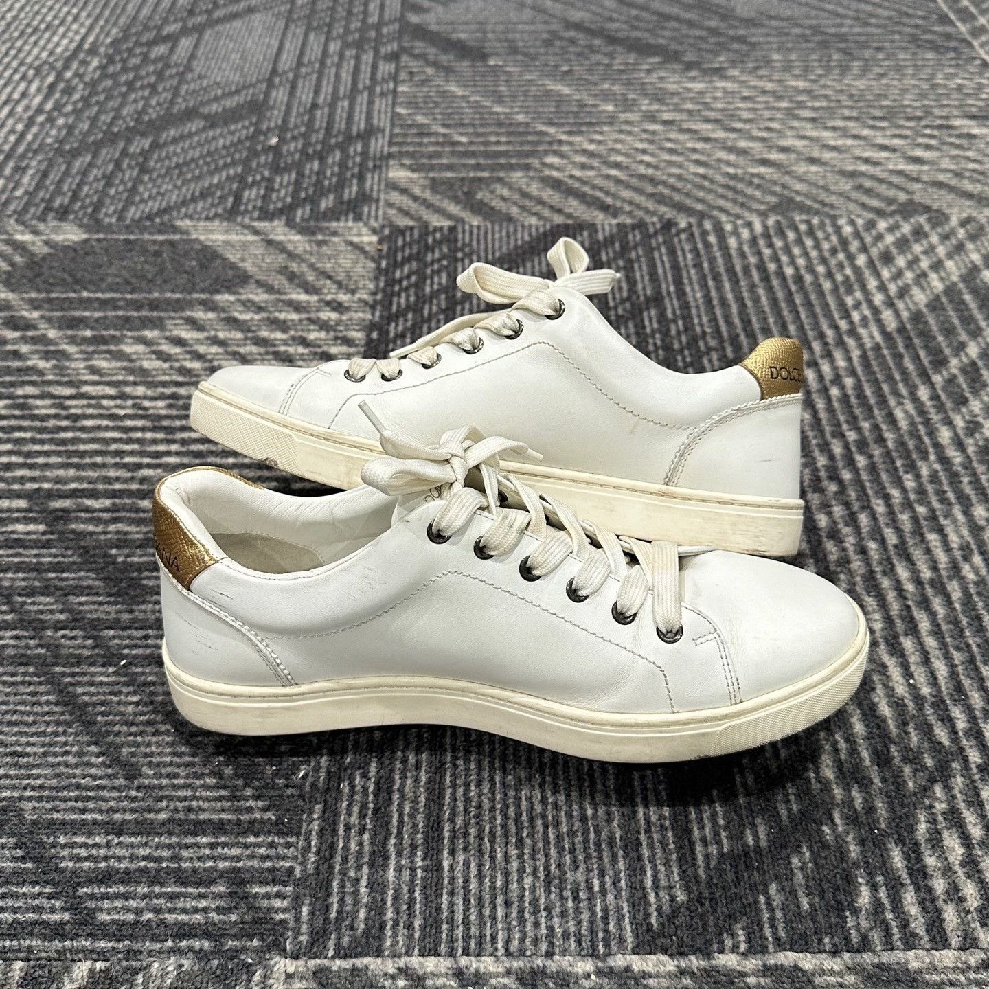 Dolce & Gabbana Dolce & Gabbana Heart Patch White Sneakers EU 40 Size US 7 / EU 40 - 6 Thumbnail