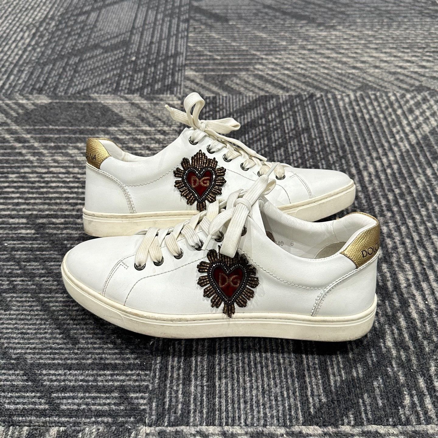 Dolce & Gabbana Dolce & Gabbana Heart Patch White Sneakers EU 40 Size US 7 / EU 40 - 5 Thumbnail
