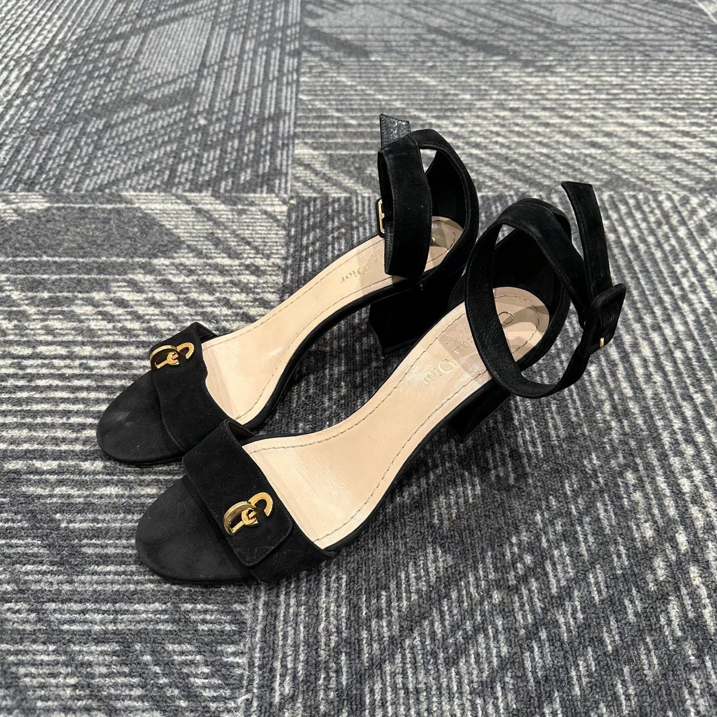 Dior Dior Black Velvet CD Logo Heels 39 Size US 9 / IT 39 - 2 Thumbnail