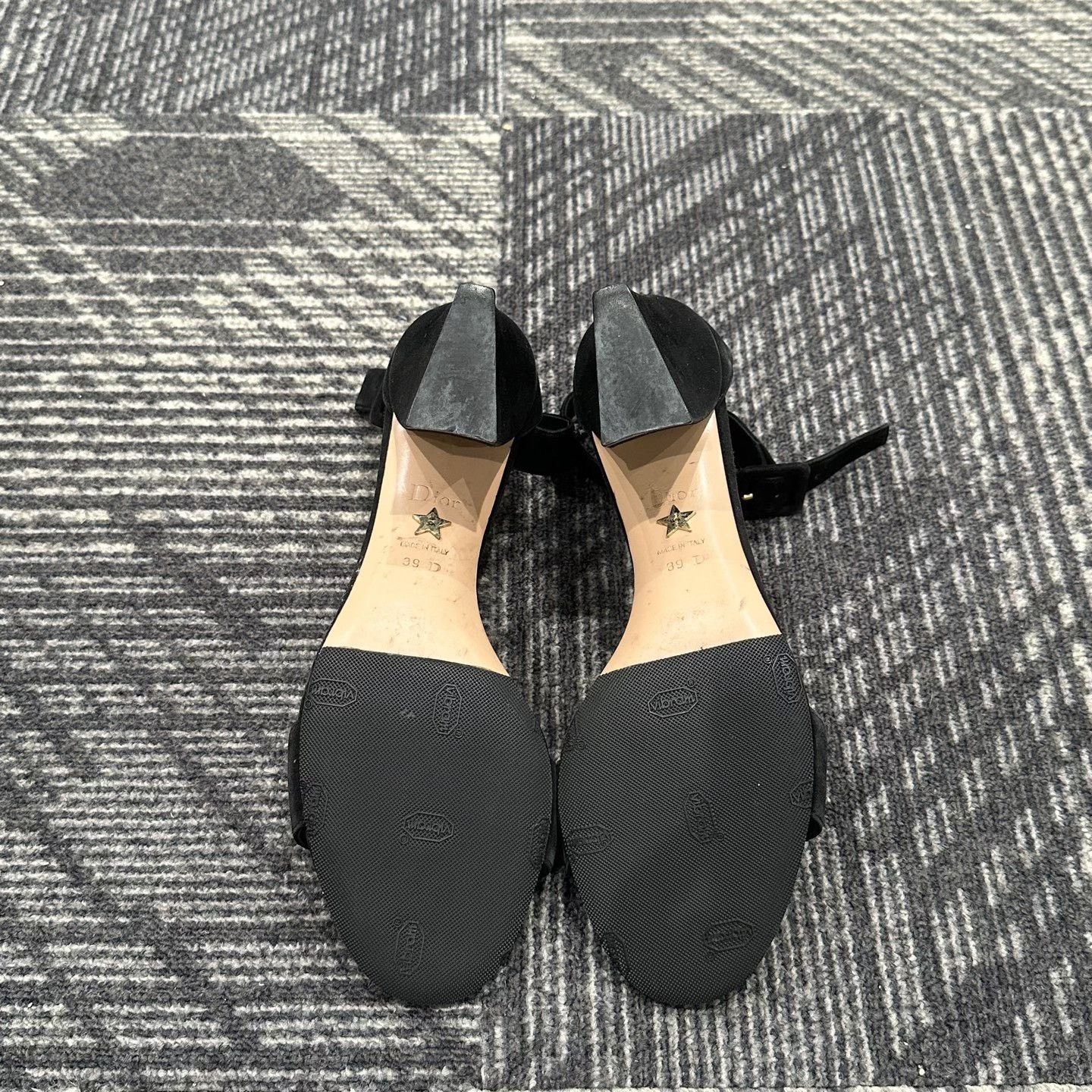 Dior Dior Black Velvet CD Logo Heels 39 Size US 9 / IT 39 - 7 Thumbnail