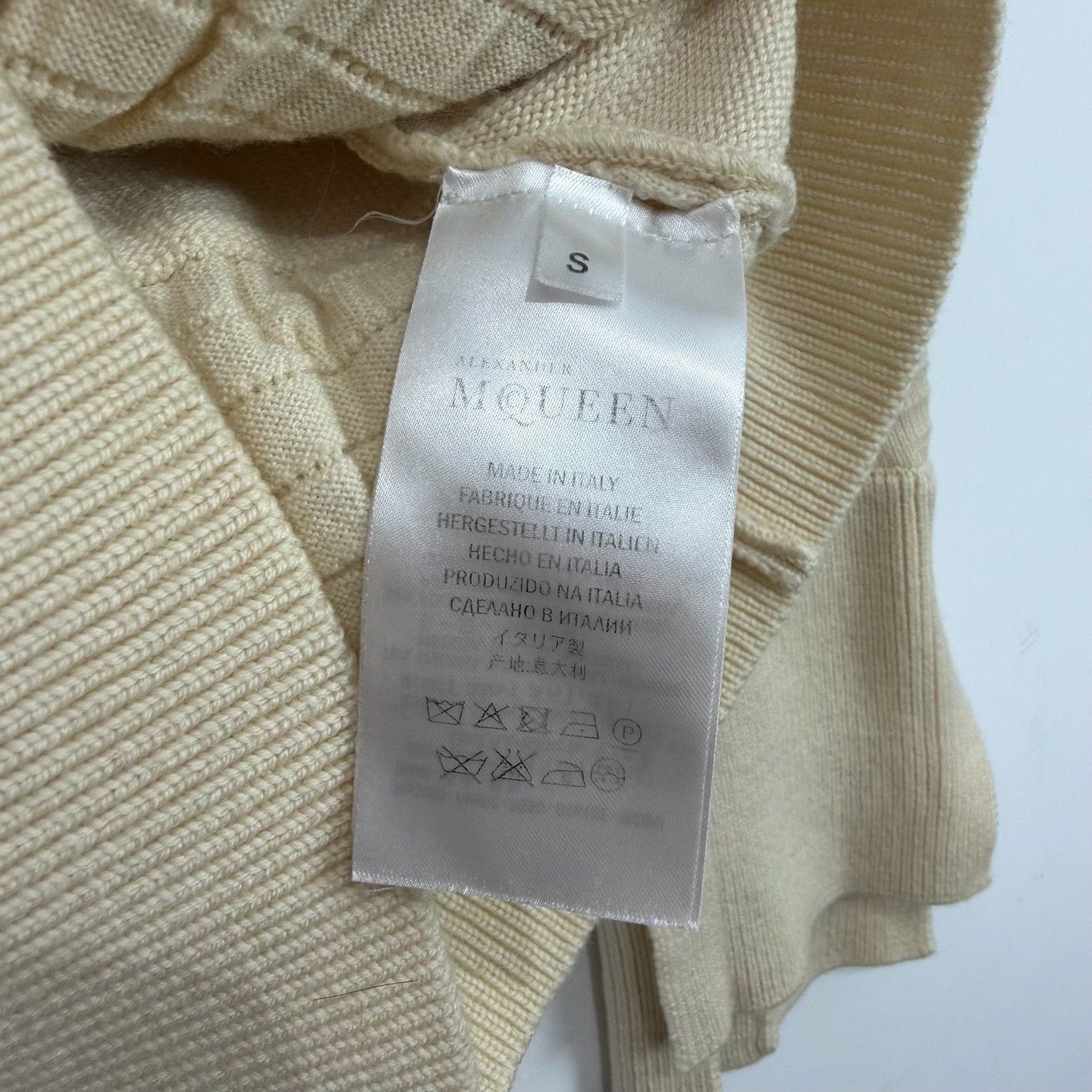 Alexander McQueen Alexander McQueen Lace Patchwork Knit Sweater S Size S / US 4 / IT 40 - 6 Thumbnail