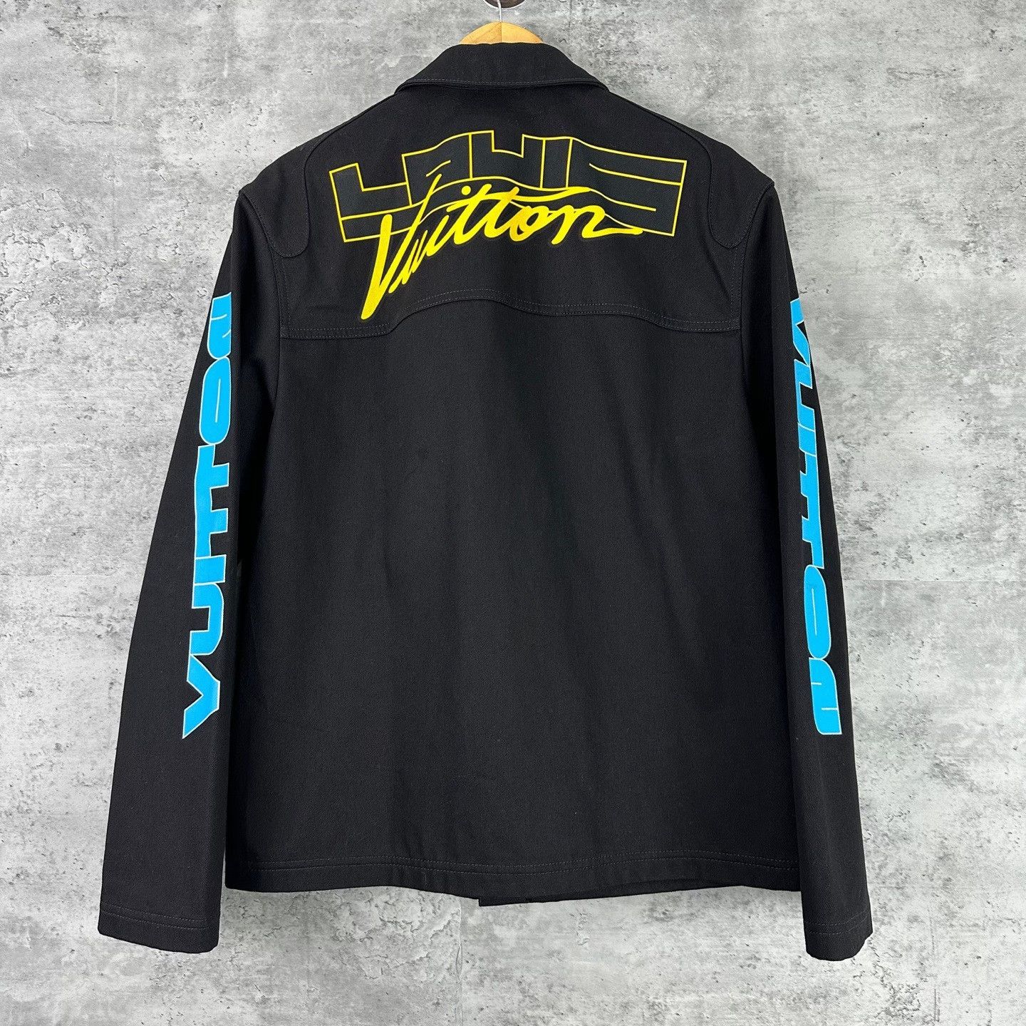 Louis Vuitton Louis Vuitton Graffiti Patch Denim Jacket 48 Size US M / EU 48-50 / 2 - 3 Thumbnail