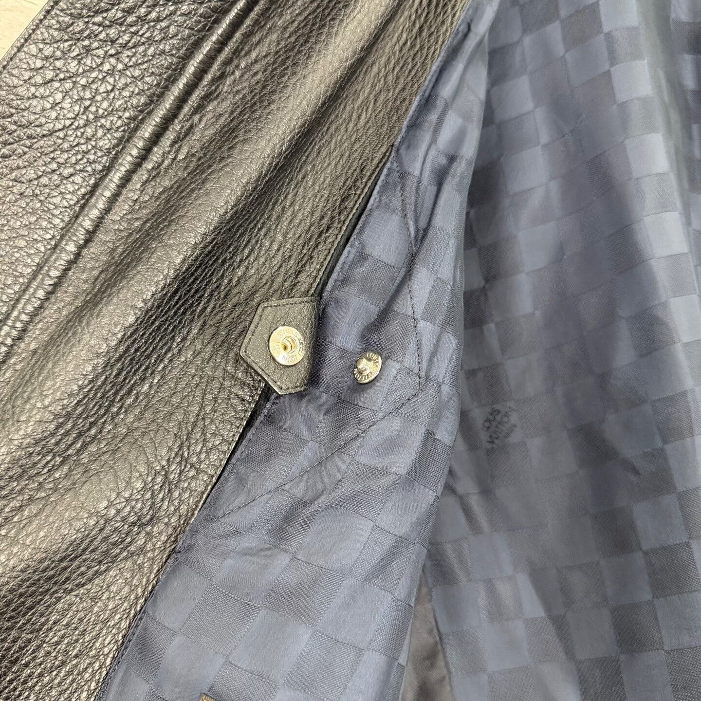 Louis Vuitton Louis Vuitton Deerskin Wool Bomber Jacket 48 Size US M / EU 48-50 / 2 - 7 Thumbnail