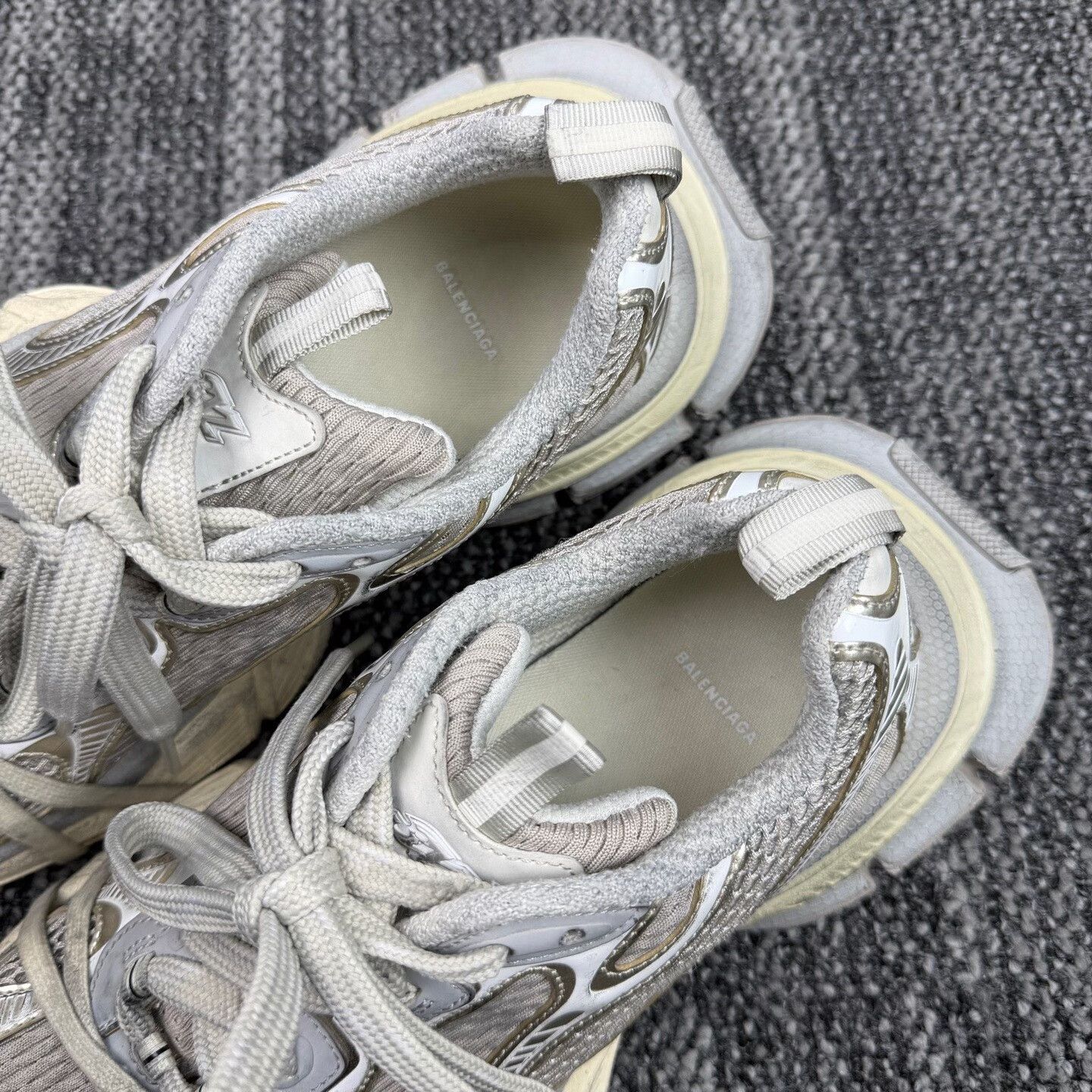 Balenciaga Balenciaga 3XL Distressed Low-Top Sneakers 42 Size US 9 / EU 42 - 8 Thumbnail