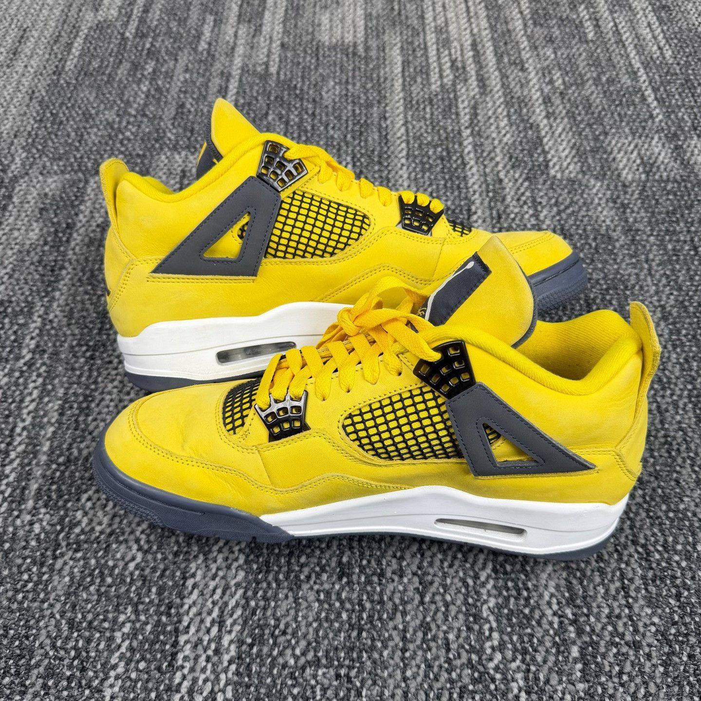 Jordan Brand Jordan Brand Lightning Air Jordan 4 US 10.5 Size US 10.5 / EU 43-44 - 7 Thumbnail