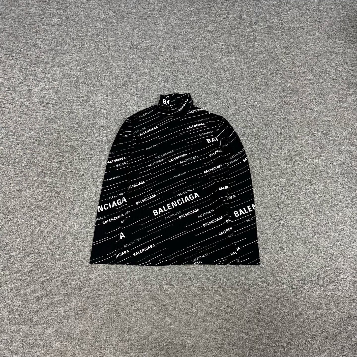 Balenciaga Balenciaga All-Over Logo Long Sleeve Knit Size M Size US M / EU 48-50 / 2 - 2 Thumbnail