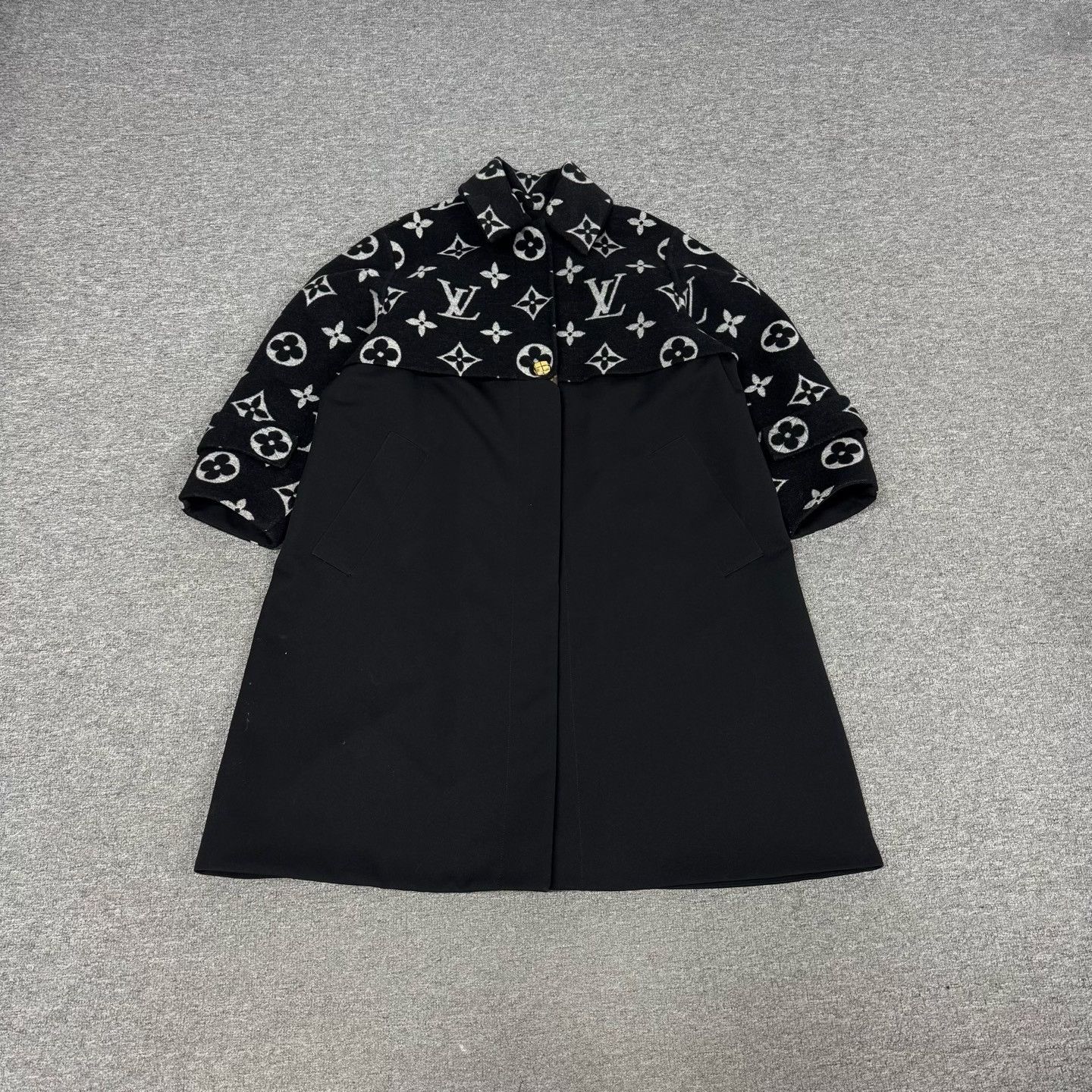 Louis Vuitton Louis Vuitton SS24 Monogram Hybrid Wool Coat 32 Size XXS / US 00 / IT 34 - 2 Thumbnail