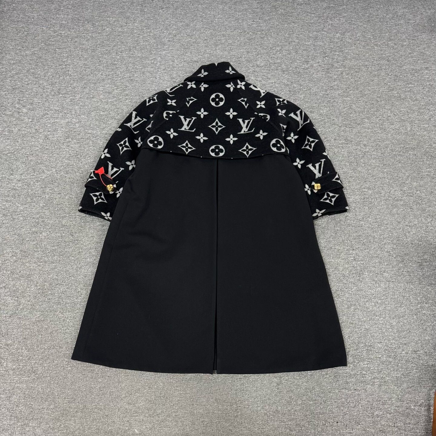 Louis Vuitton Louis Vuitton SS24 Monogram Hybrid Wool Coat 32 Size XXS / US 00 / IT 34 - 3 Thumbnail