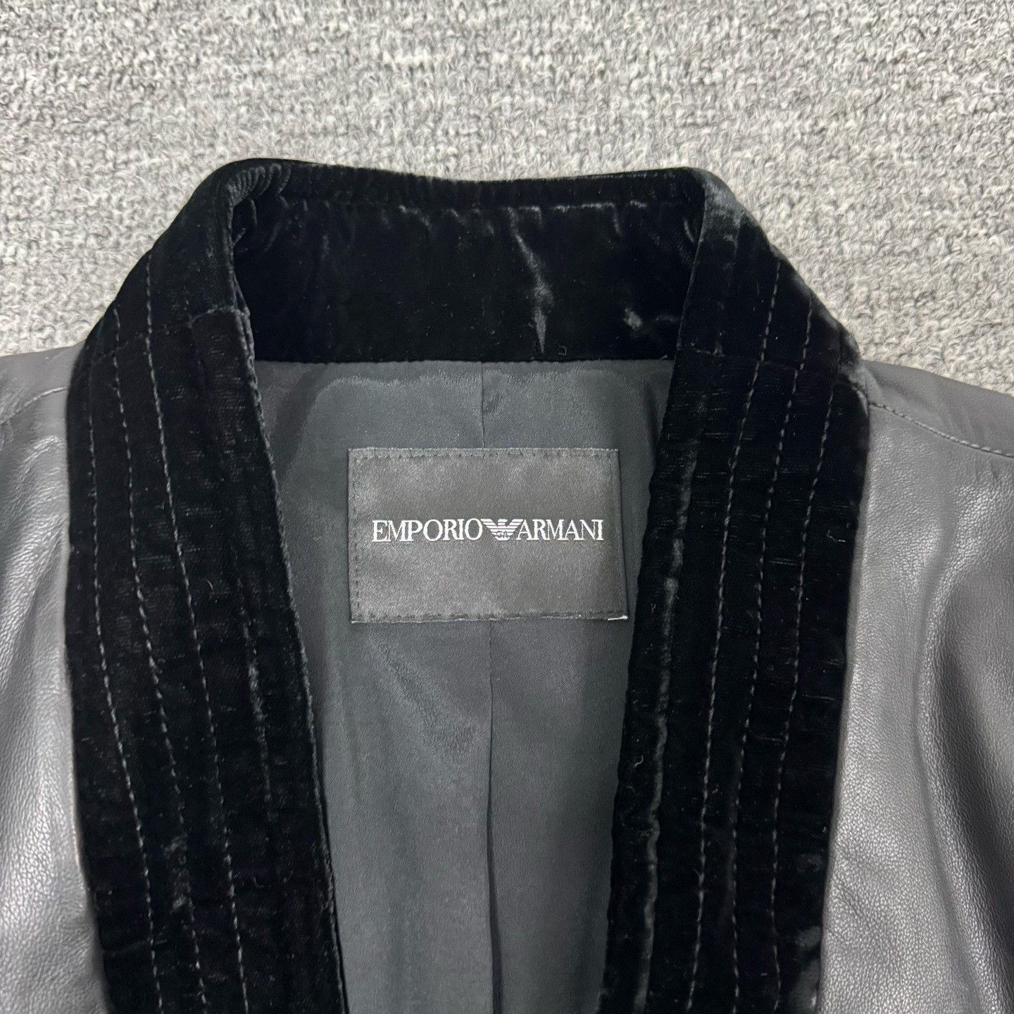 Emporio Armani Emporio Armani Leather Velvet Trim Jacket 40 Size S / US 4 / IT 40 - 6 Thumbnail
