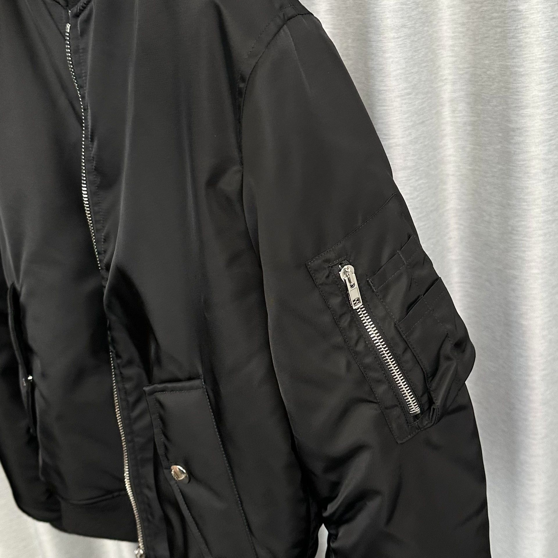Givenchy Givenchy Red Triangle Eye Embroidery MA-1 Bomber Jacket 46 Size US S / EU 44-46 / 1 - 6 Thumbnail