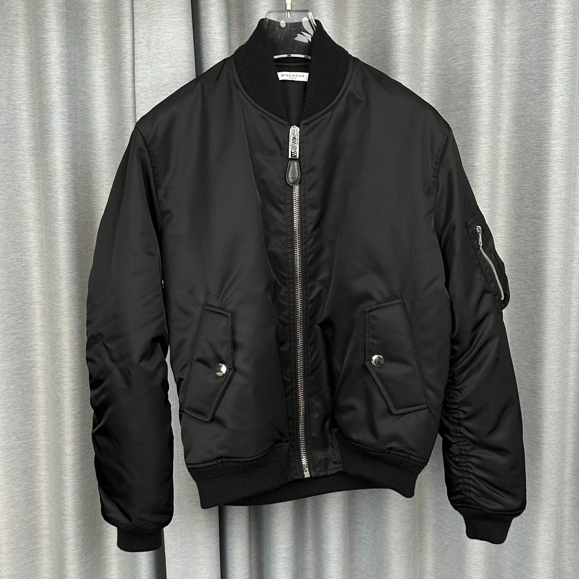 Givenchy Givenchy Red Triangle Eye Embroidery MA-1 Bomber Jacket 46 Size US S / EU 44-46 / 1 - 2 Thumbnail