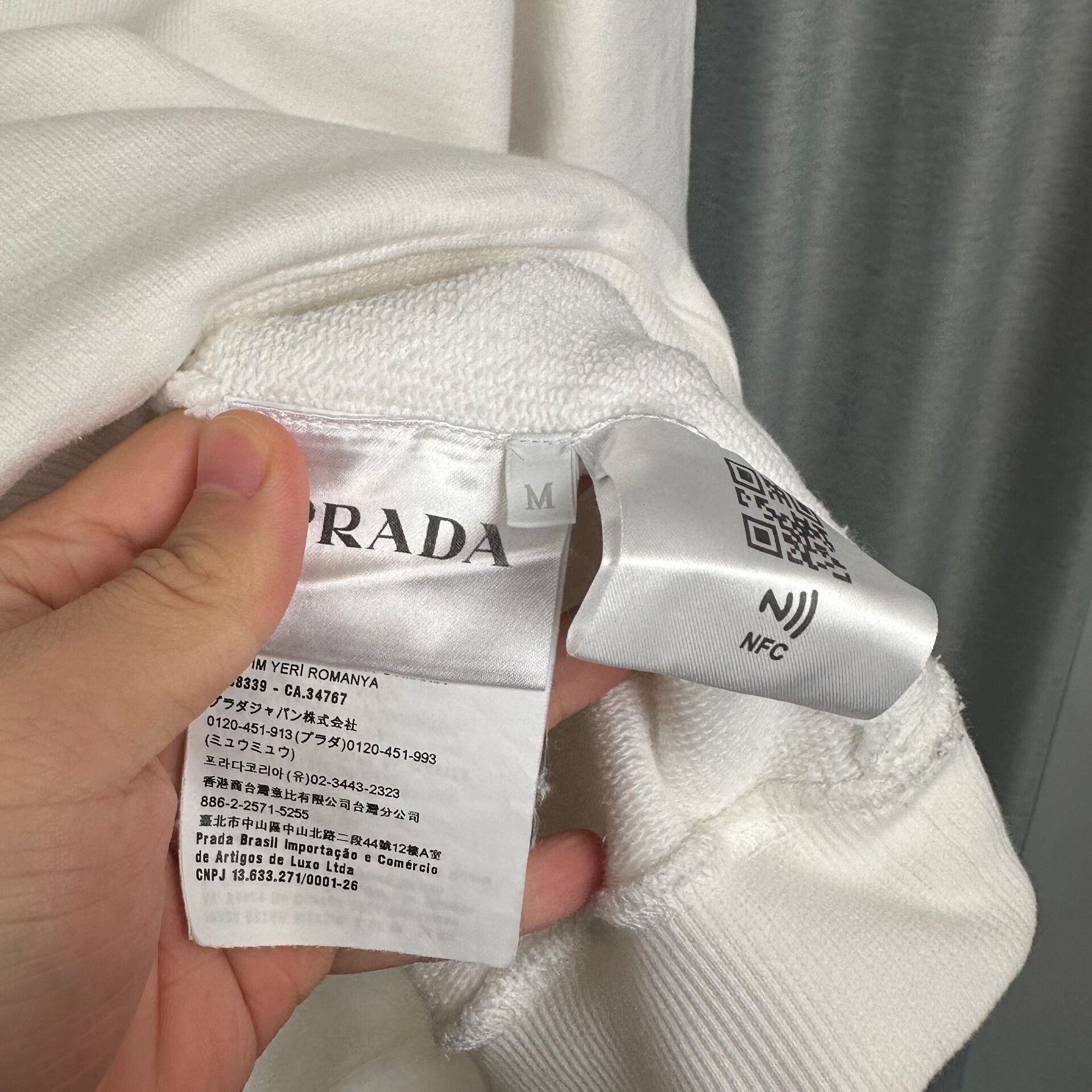 Prada Prada Logo Print Crewneck Sweatshirt Size M Size US M / EU 48-50 / 2 - 5 Thumbnail