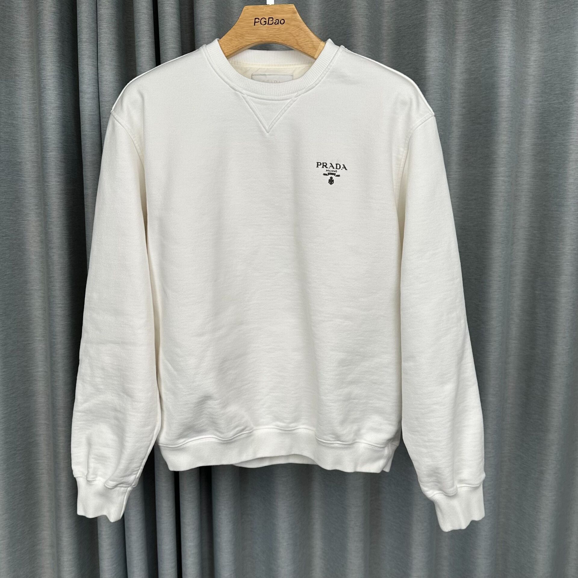 Prada Prada Logo Print Crewneck Sweatshirt Size M Size US M / EU 48-50 / 2 - 2 Thumbnail