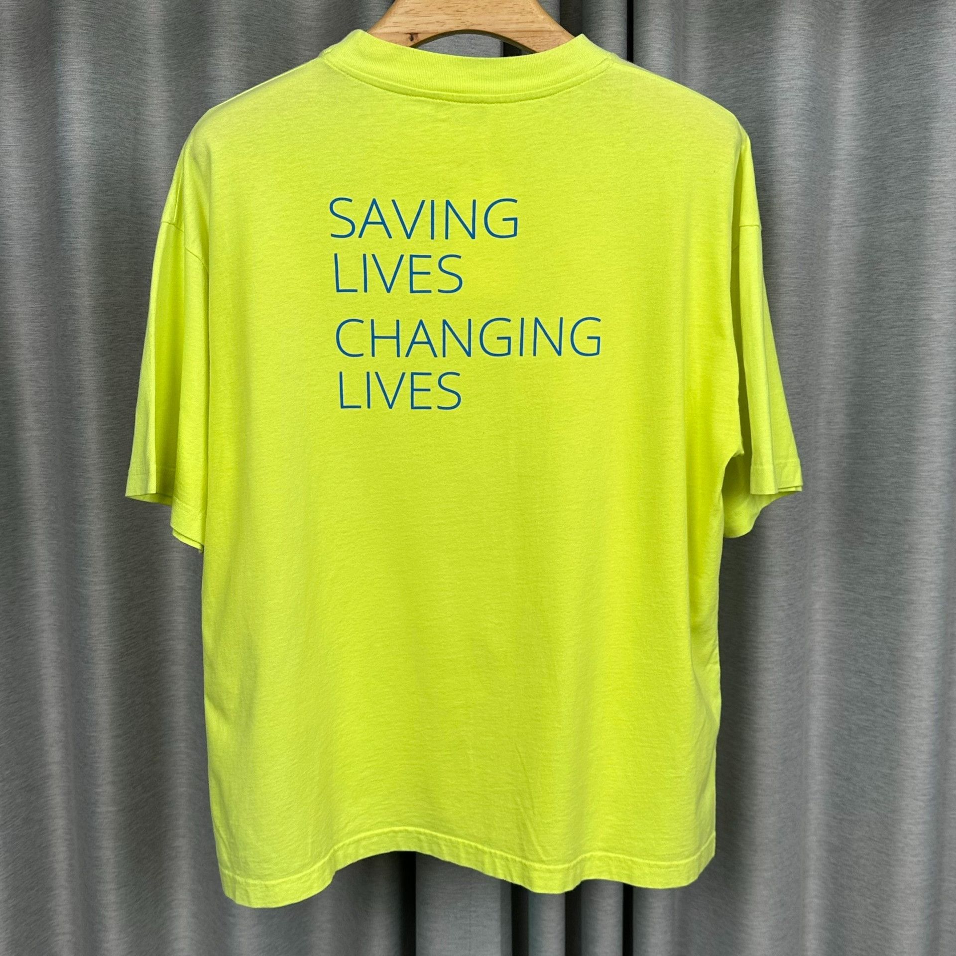 Balenciaga Balenciaga x WFP Neon Yellow T-Shirt Size S Size US S / EU 44-46 / 1 - 3 Thumbnail