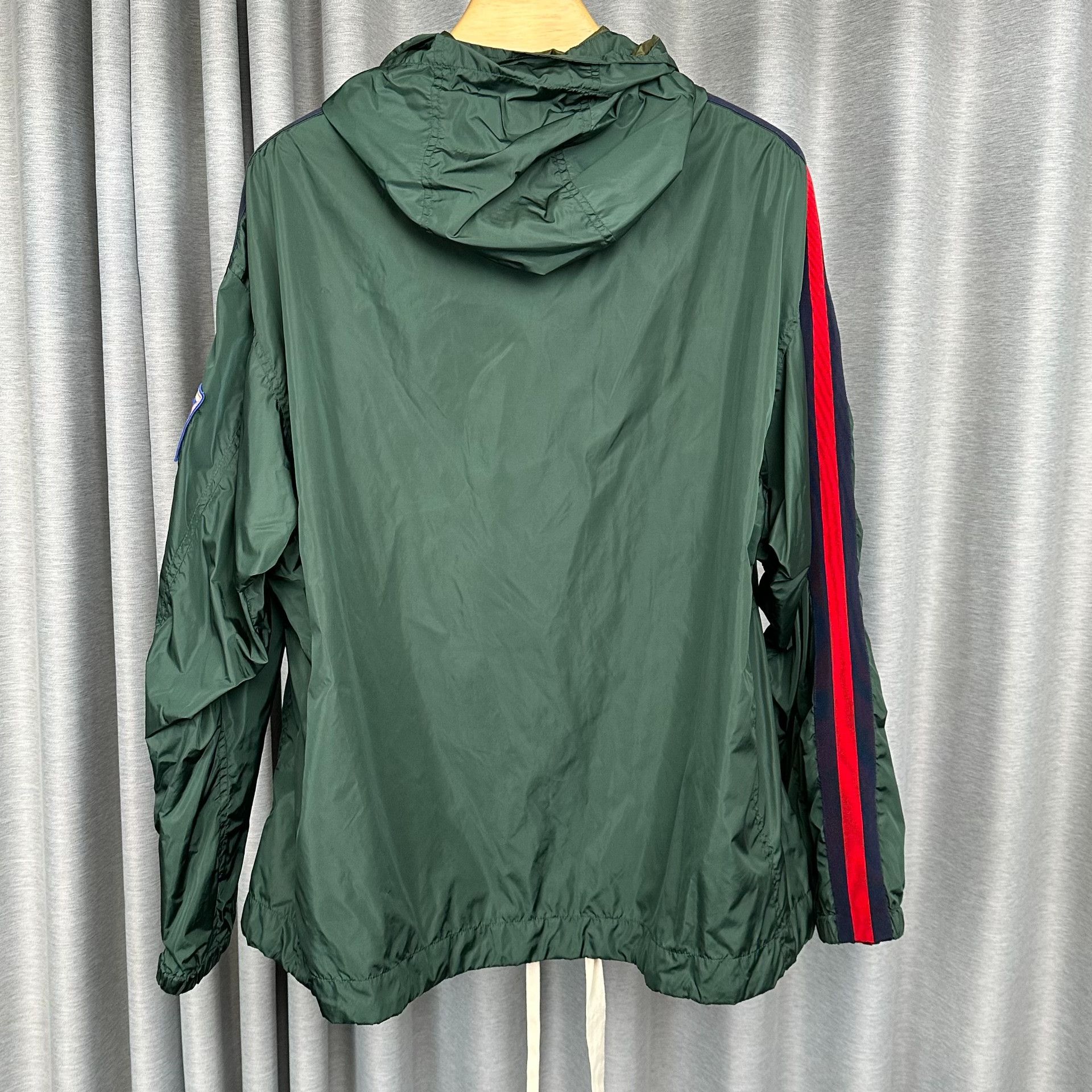 Gucci Gucci Web Stripe Hooded Windbreaker 52 Size US L / EU 52-54 / 3 - 3 Thumbnail