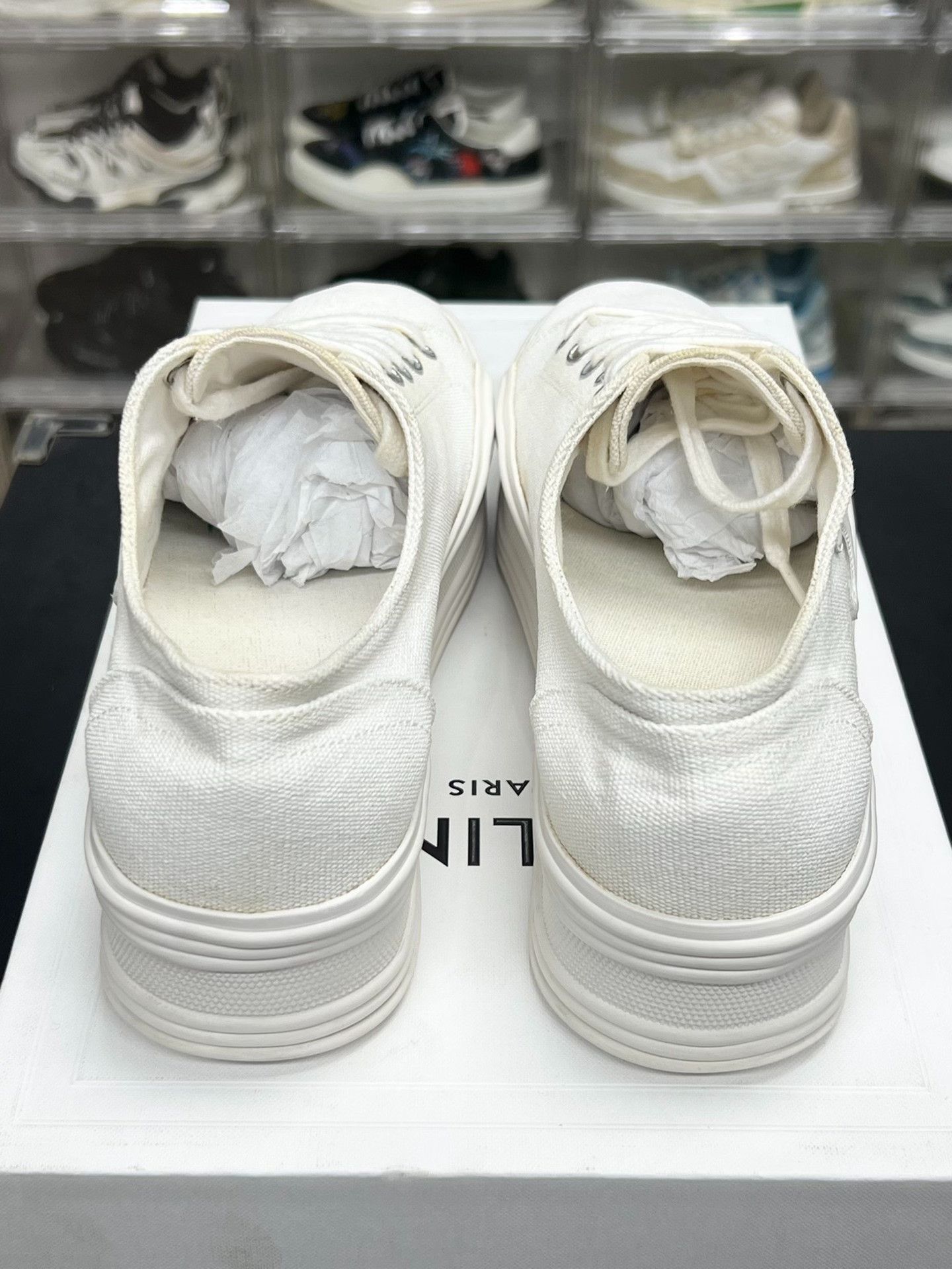 Celine Celine White Lowtop Sneakers us_6 Women Size US 6 / IT 36 - 6 Thumbnail