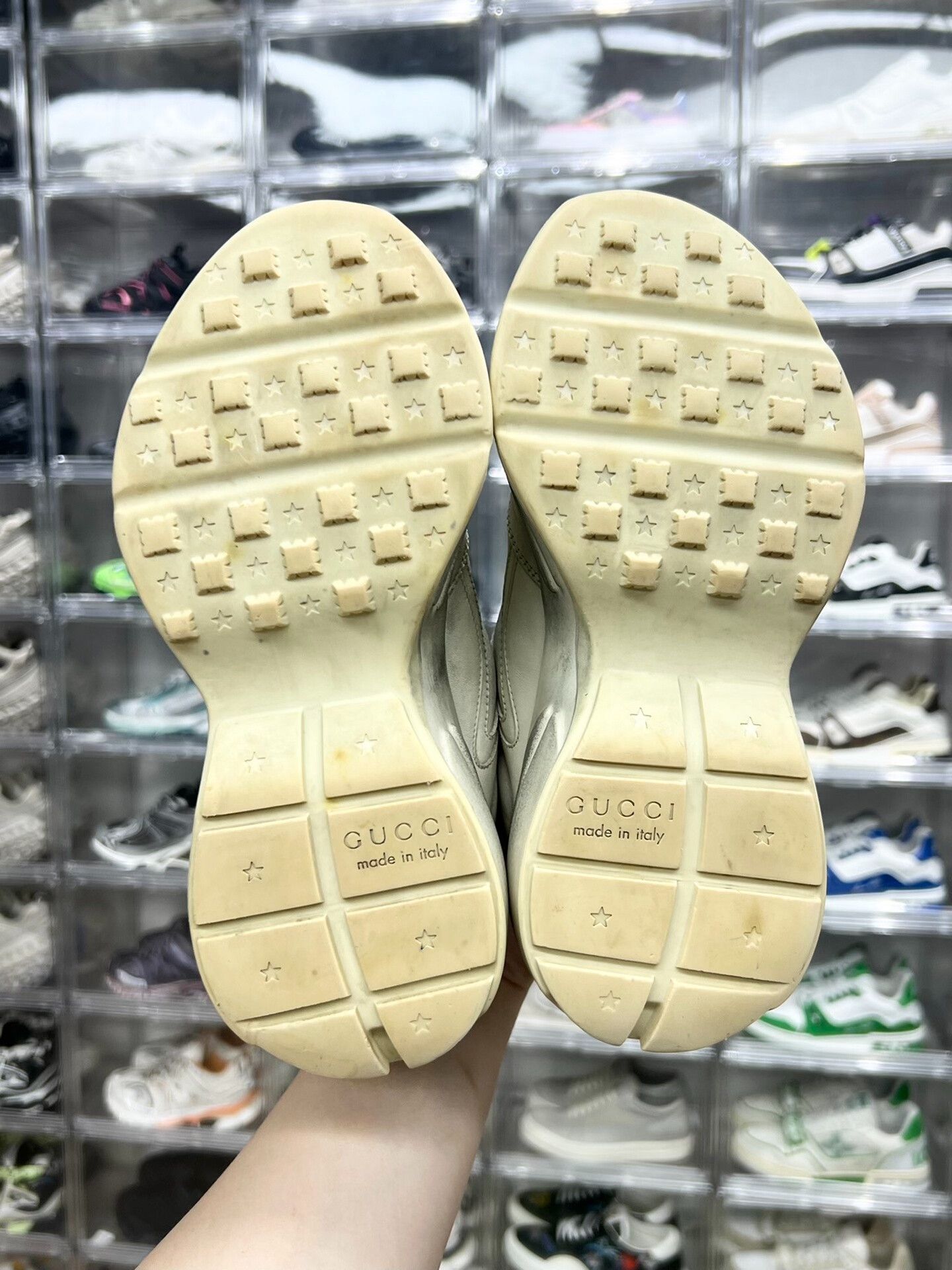 Gucci Gucci Distressed Lowtop Sneakers us_6-5 Women Size US 6.5 / IT 36.5 - 8 Thumbnail