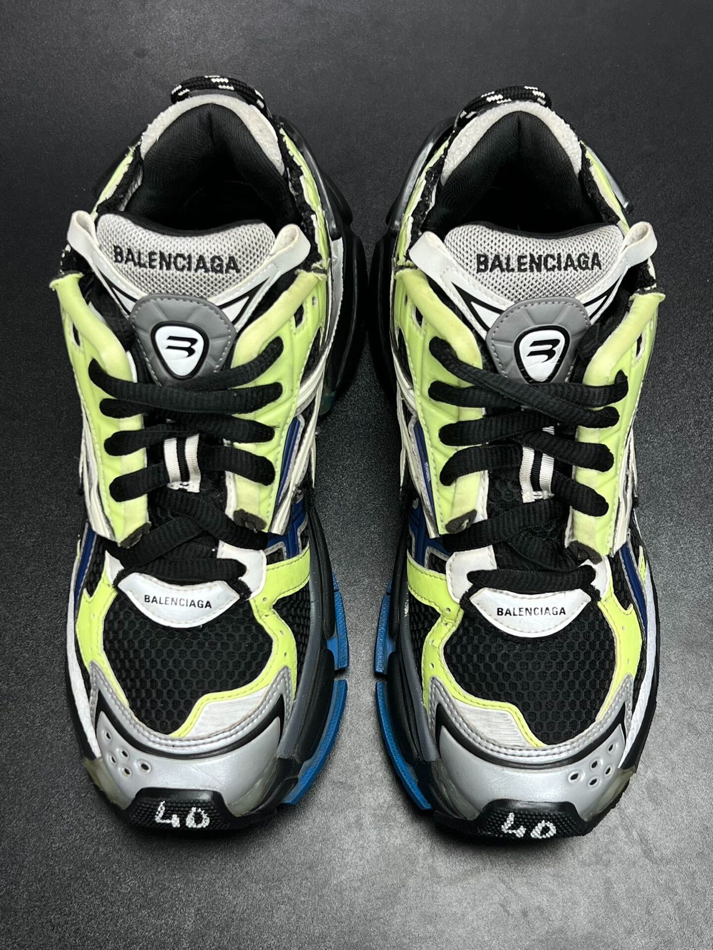 Balenciaga Balenciaga Running Green Lowtop Sneakers 7 Men Size US 7 / EU 40 - 3 Thumbnail