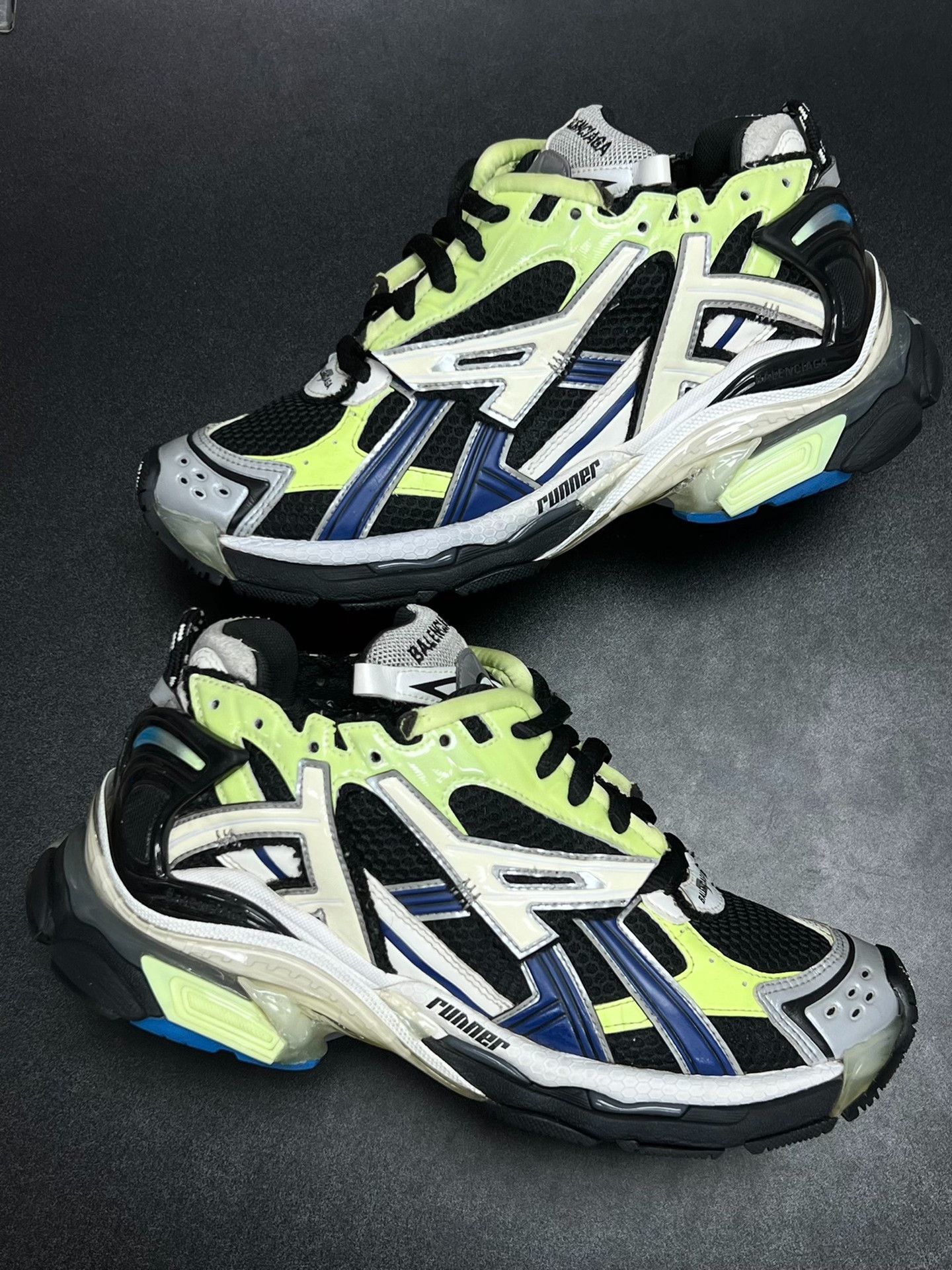 Balenciaga Balenciaga Running Green Lowtop Sneakers 7 Men Size US 7 / EU 40 - 5 Thumbnail
