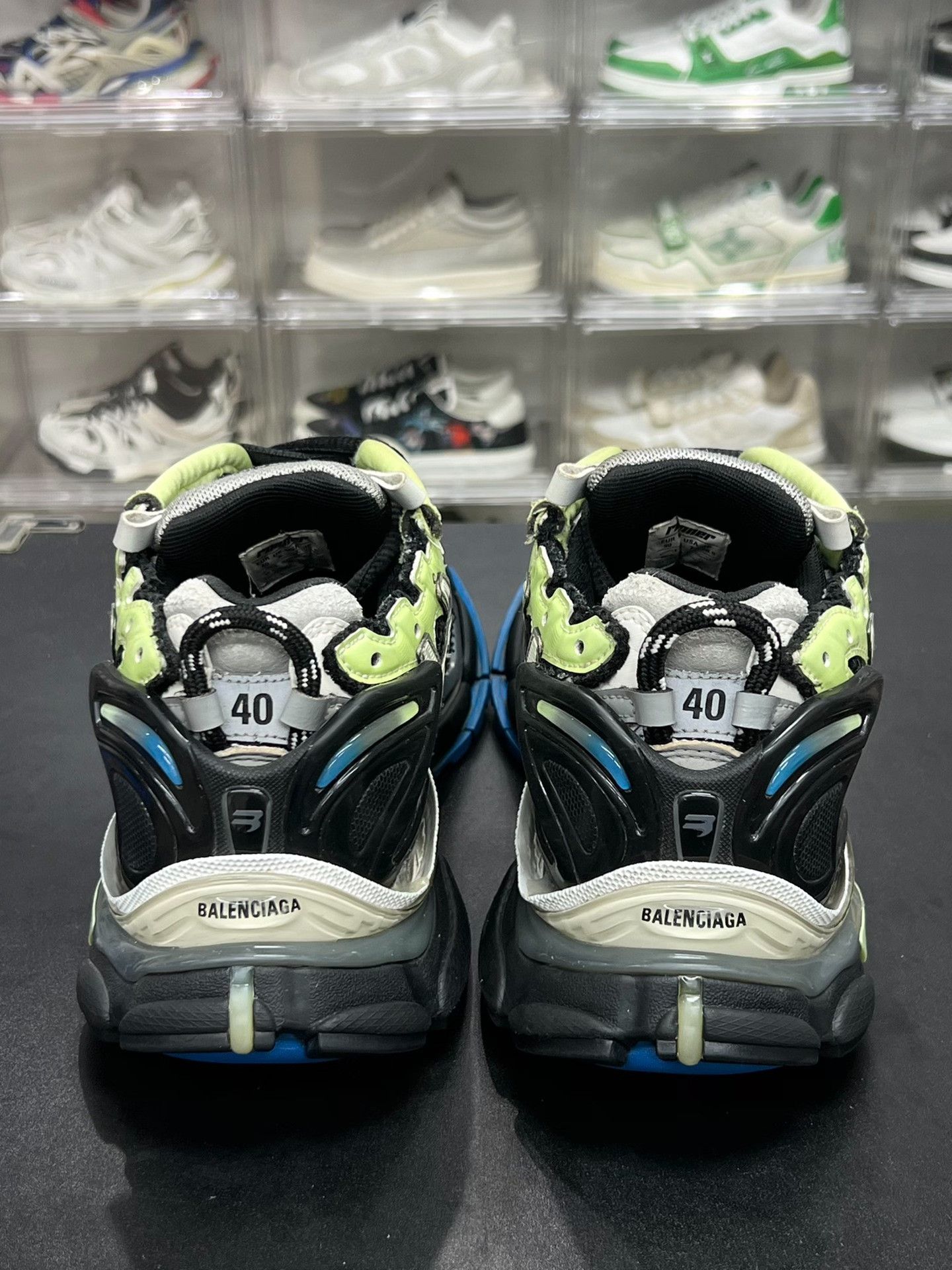 Balenciaga Balenciaga Running Green Lowtop Sneakers 7 Men Size US 7 / EU 40 - 7 Thumbnail