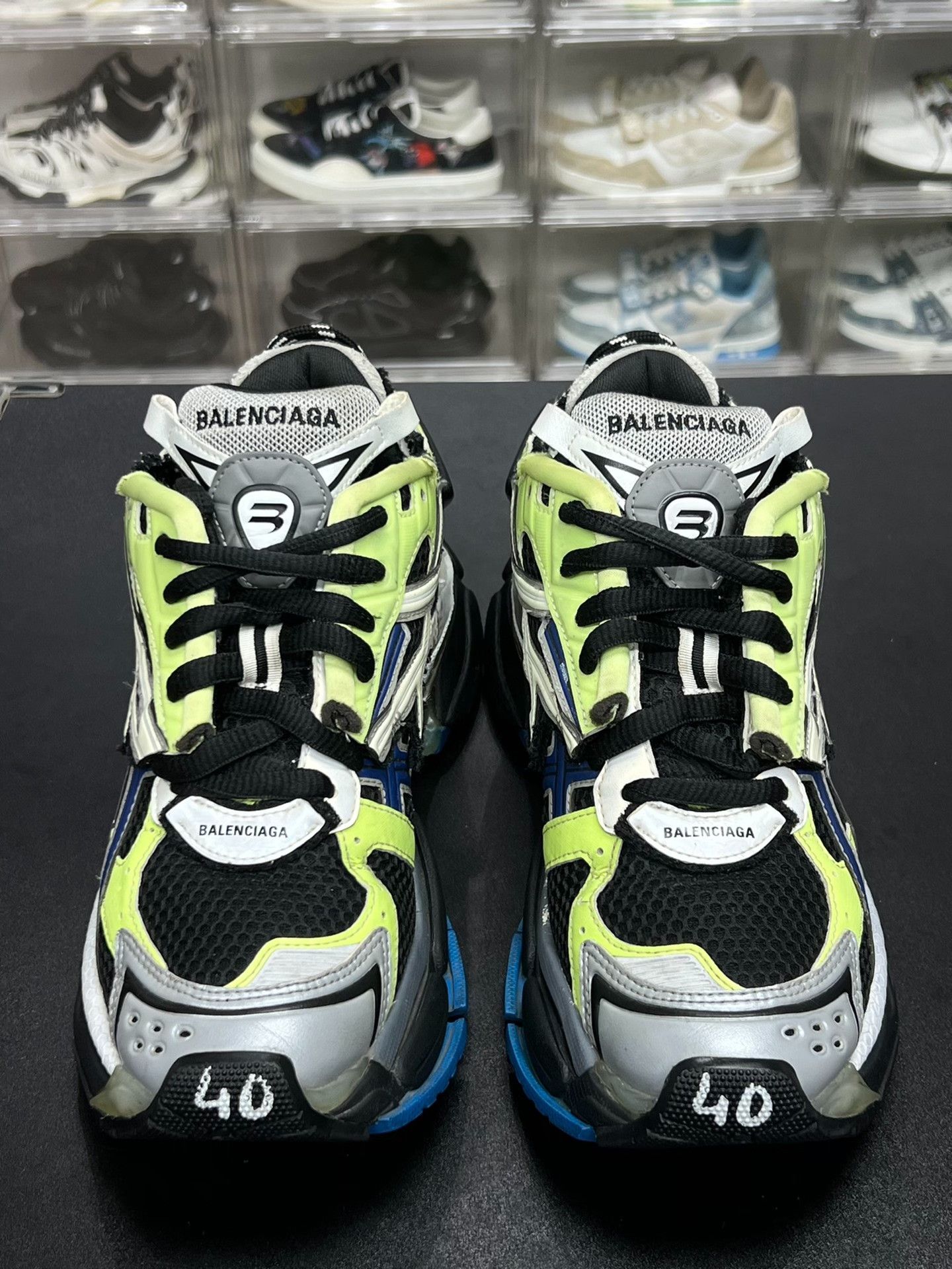 Balenciaga Balenciaga Running Green Lowtop Sneakers 7 Men Size US 7 / EU 40 - 2 Thumbnail