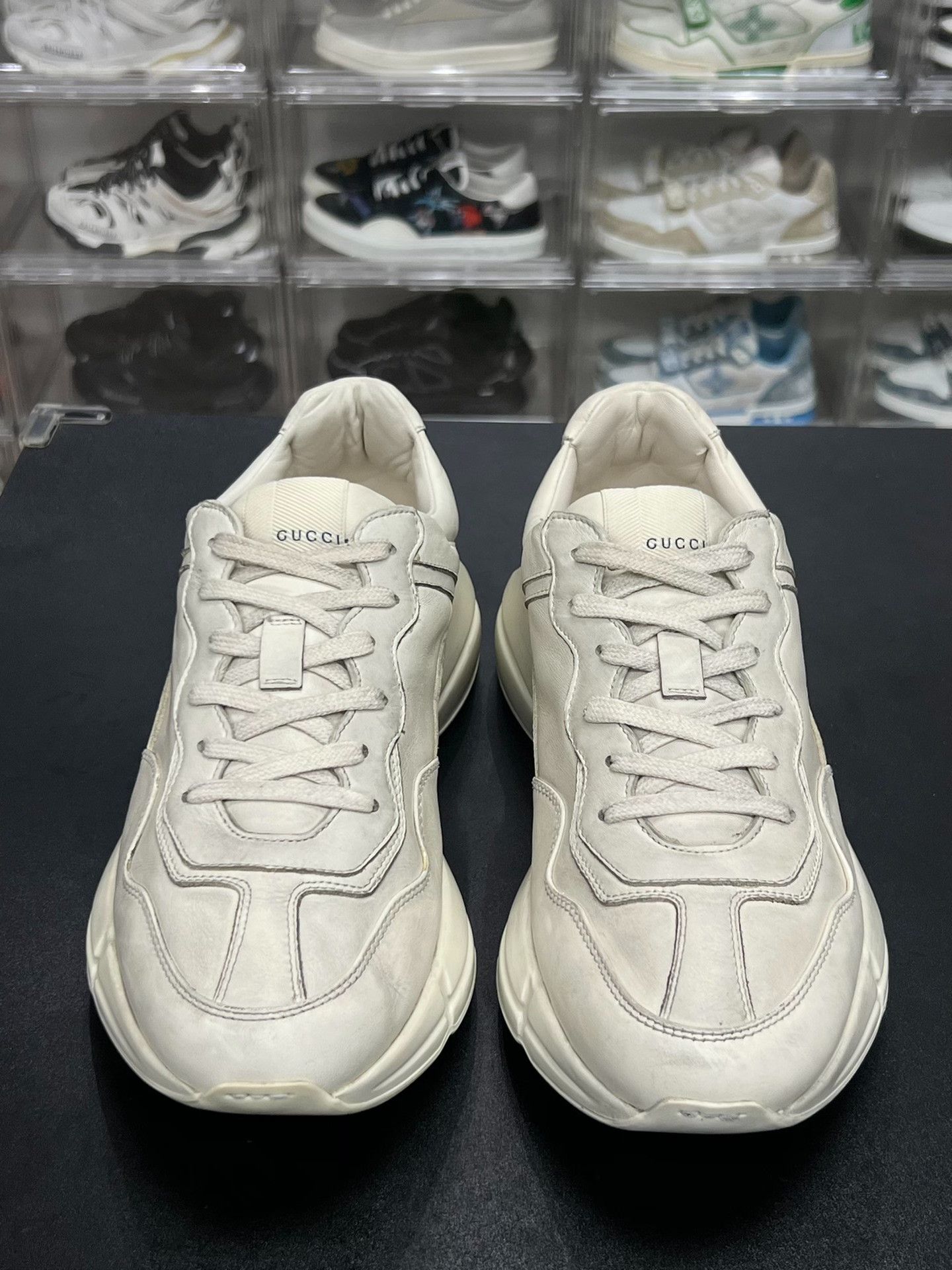 Gucci Gucci Distressed White Lowtop Sneakers 9 Men Size US 9 / EU 42 - 2 Thumbnail