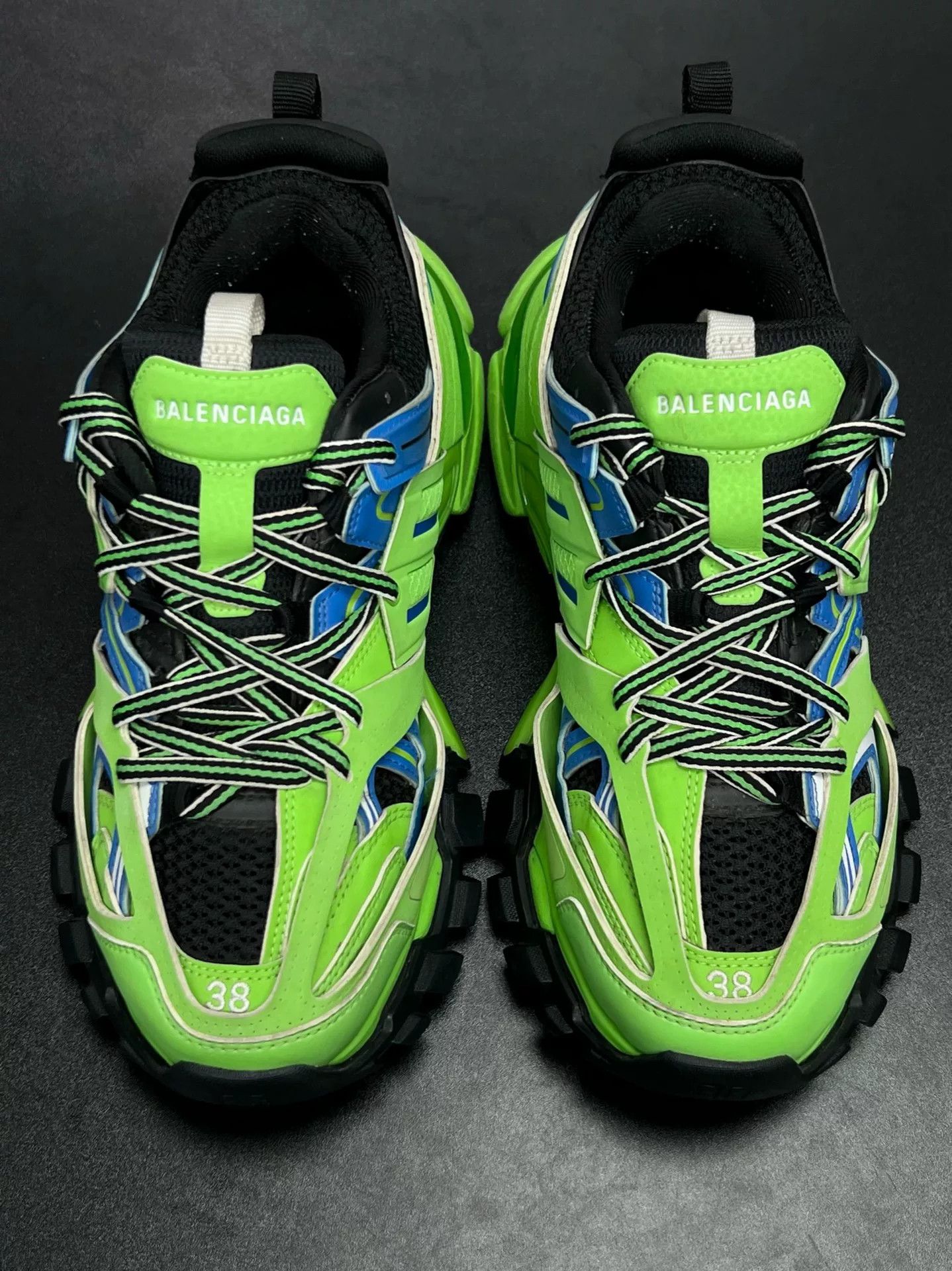 Balenciaga Balenciaga Green Lowtop Sneakers us_8 Women Size US 8 / IT 38 - 3 Thumbnail