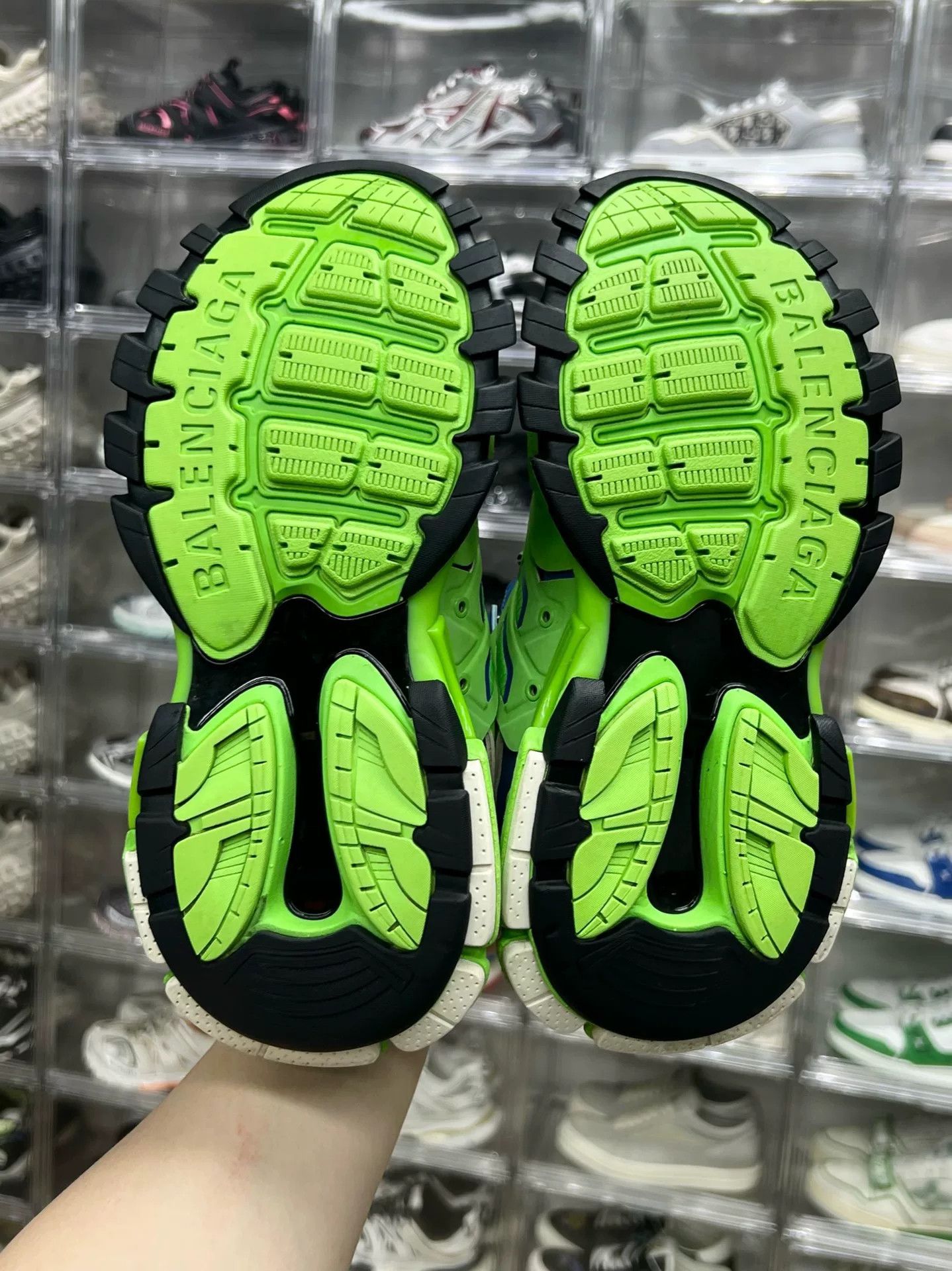 Balenciaga Balenciaga Green Lowtop Sneakers us_8 Women Size US 8 / IT 38 - 8 Thumbnail