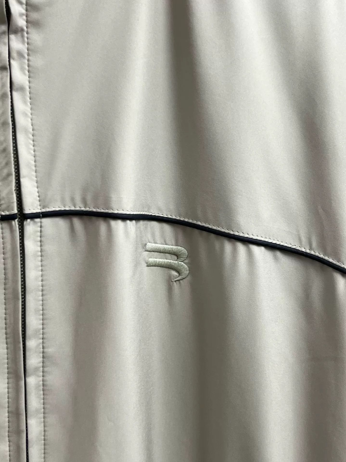 Balenciaga Balenciaga Gray Light Jacket s Men Size US S / EU 44-46 / 1 - 2 Thumbnail