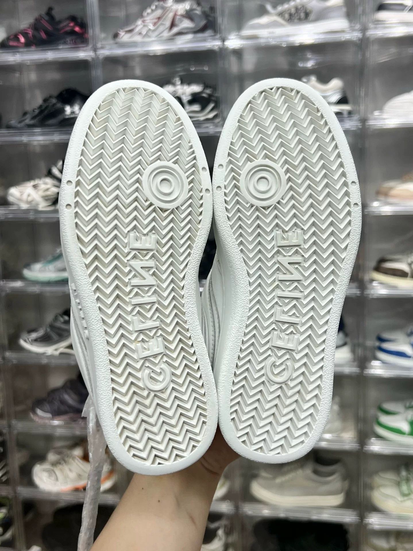 Celine Celine Training White Lowtop Sneakers us_5 Women Size US 5 / IT 35 - 8 Thumbnail