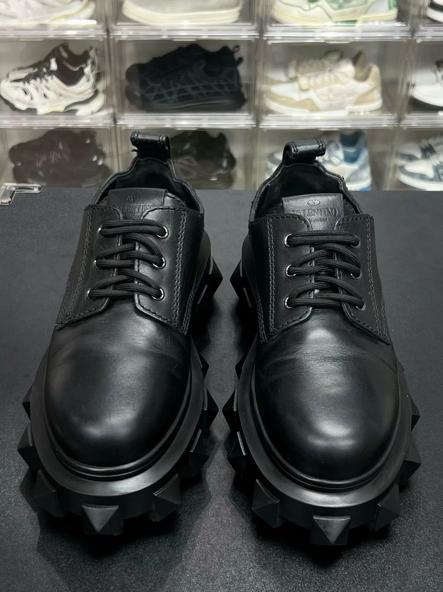 Valentino Valentino Casual Black Lowtop Sneakers 7 Men Size US 7 / EU 40 - 2 Thumbnail