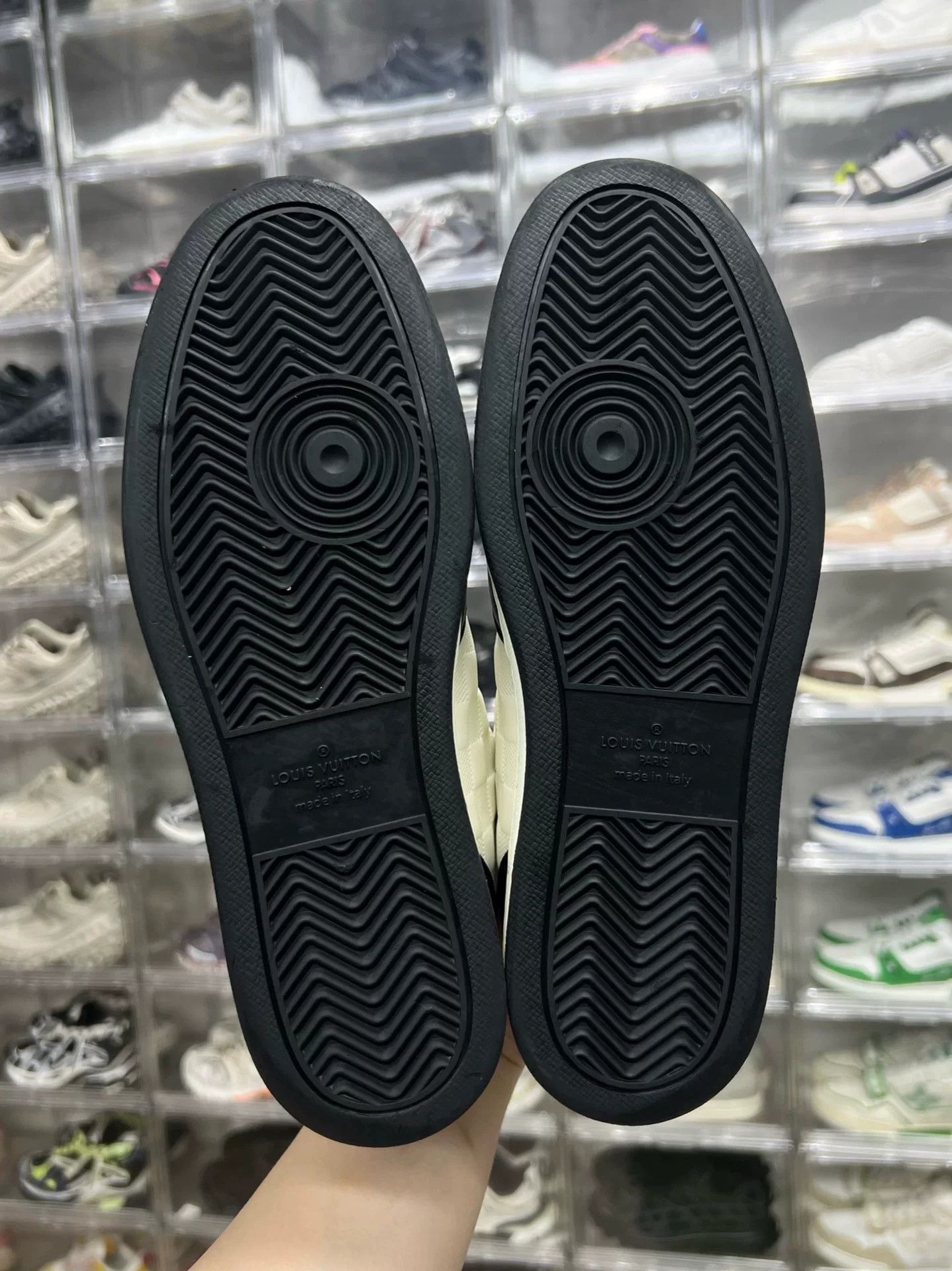 Louis Vuitton Louis Vuitton Checkered Black Lowtop Sneakers 7.5 Men Size US 7.5 / EU 40-41 - 8 Thumbnail