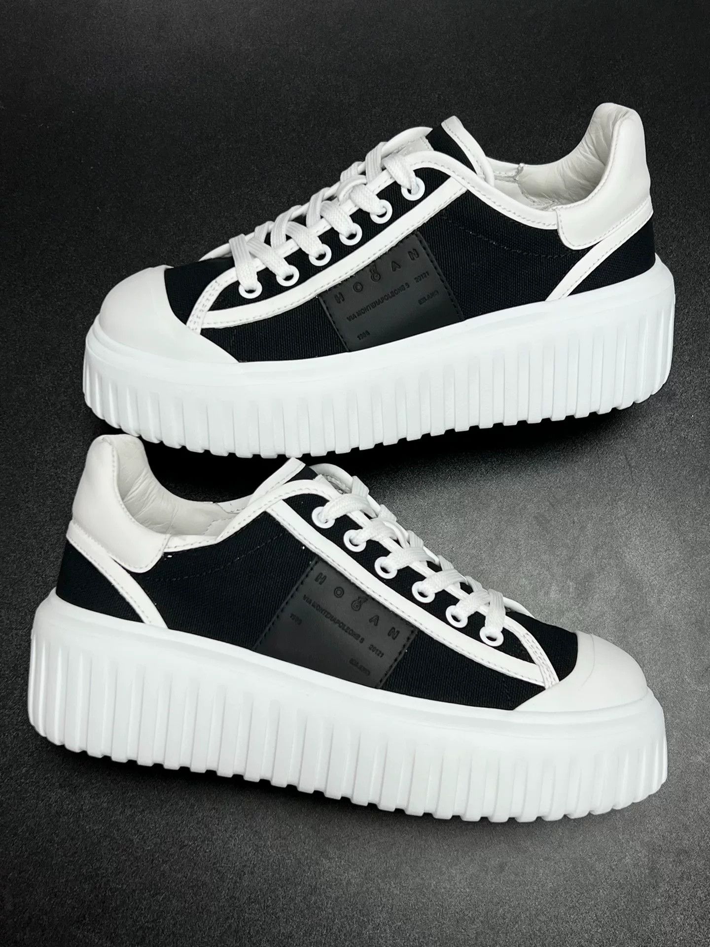 Hogan Hogan Retro Lowtop Sneakers us_6 Women Size US 6 / IT 36 - 5 Thumbnail
