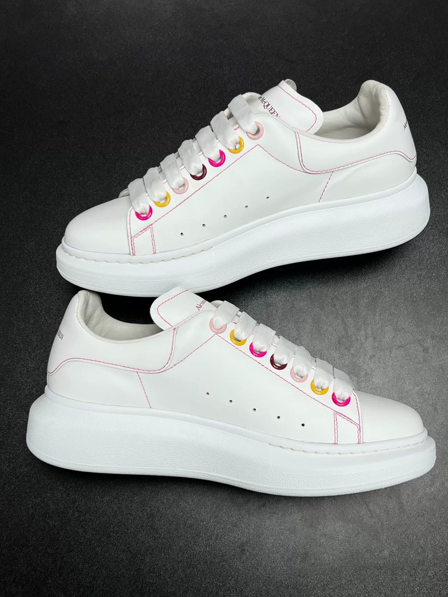 Alexander McQueen Alexander McQueen Multi Lowtop Sneakers us_7 Women Size US 7 / IT 37 - 6 Thumbnail